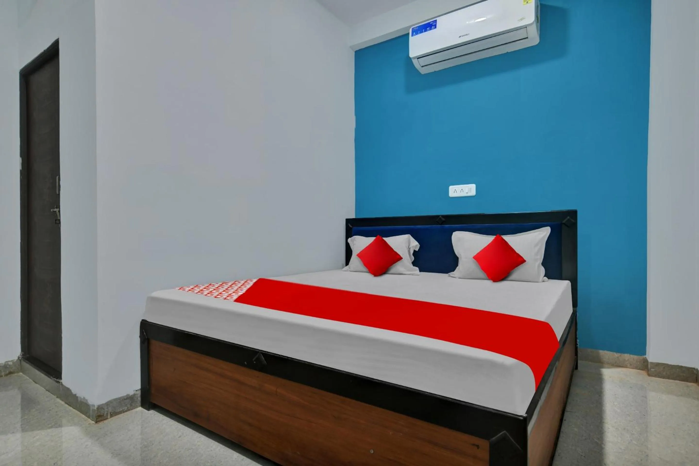 Bedroom in Hotel O Choice Inn