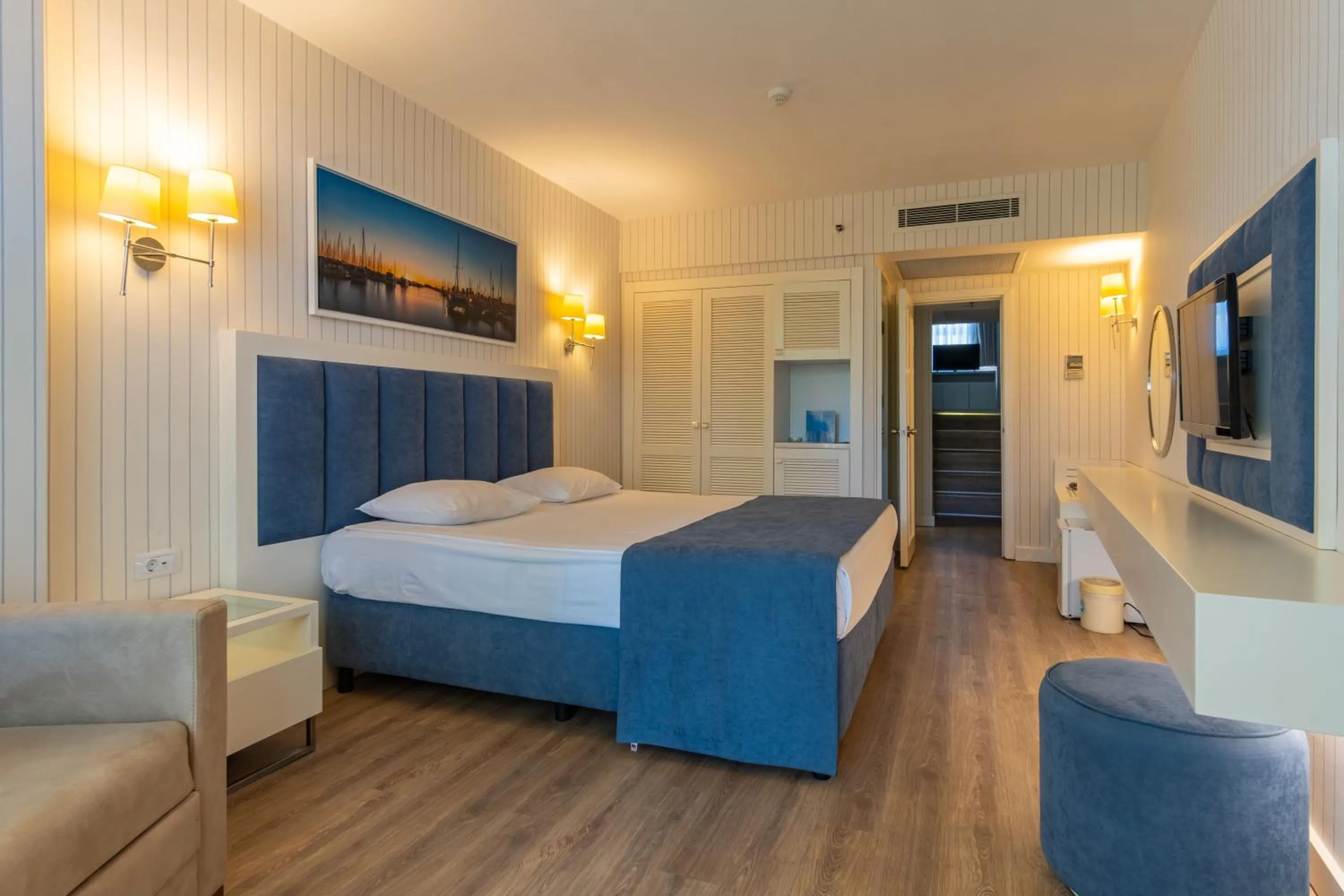 Photo of the whole room, Bed in Mirada Del Mar Hotel - Ultra All Inclusive