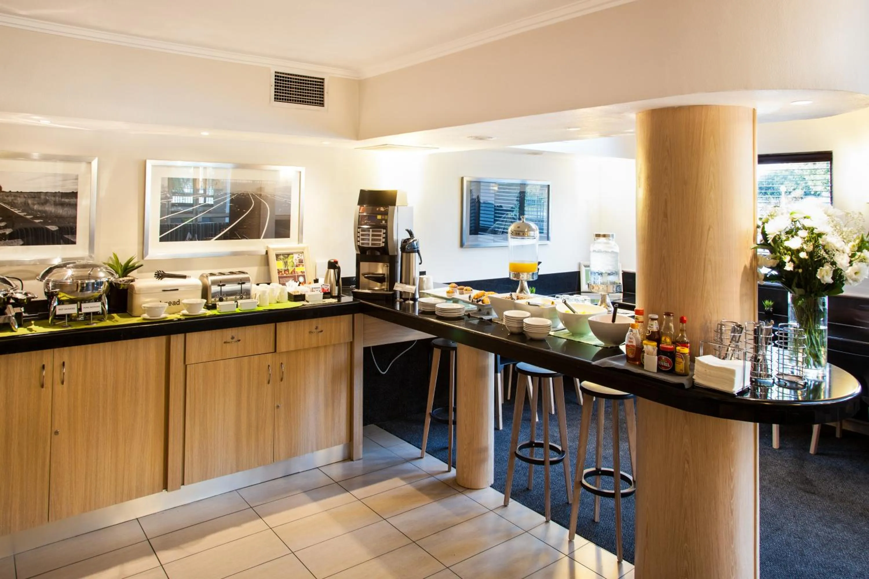 Coffee/tea facilities in Road Lodge Germiston