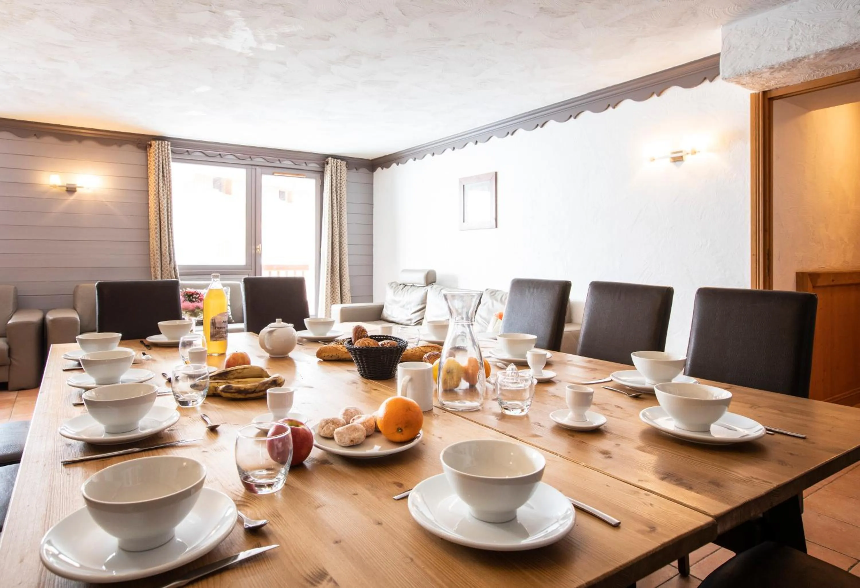 Dining area in Chalet des Neiges Plein Sud