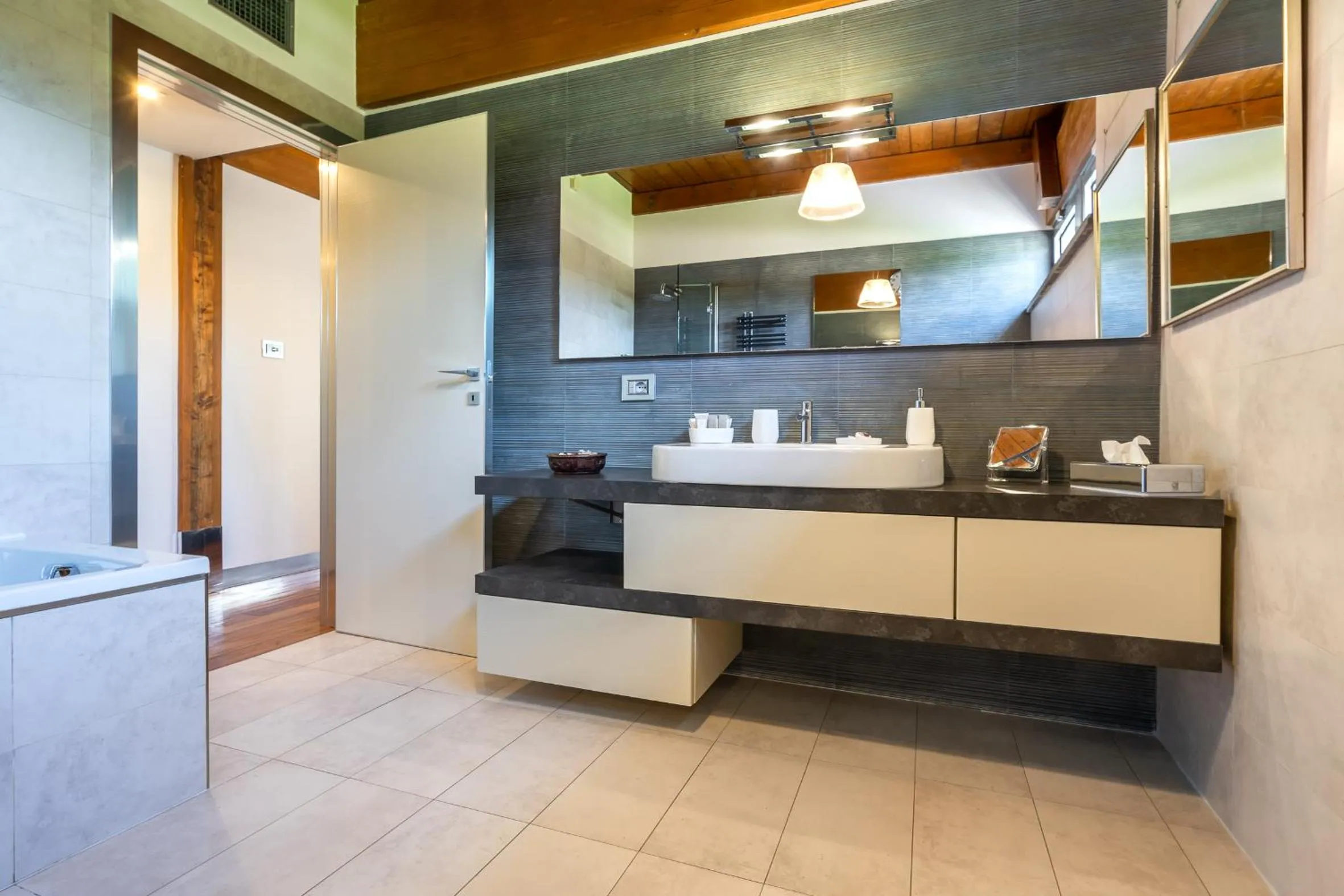 Bathroom in Casale Delle Ronde B&B