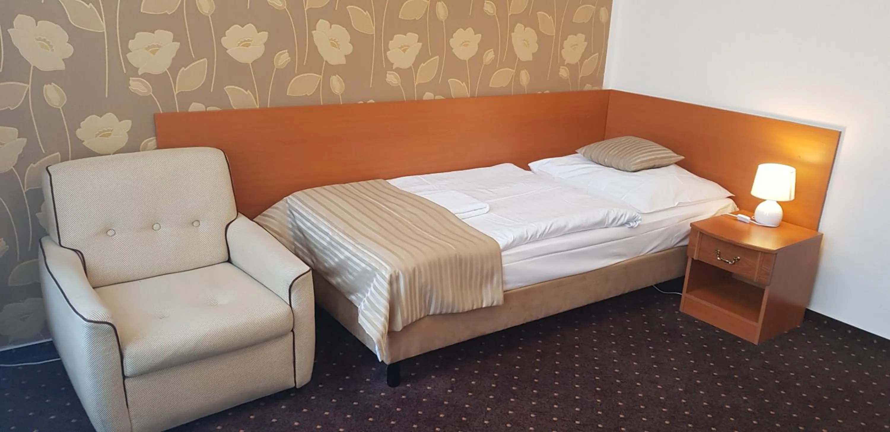 Bed in Novoměstský hotel