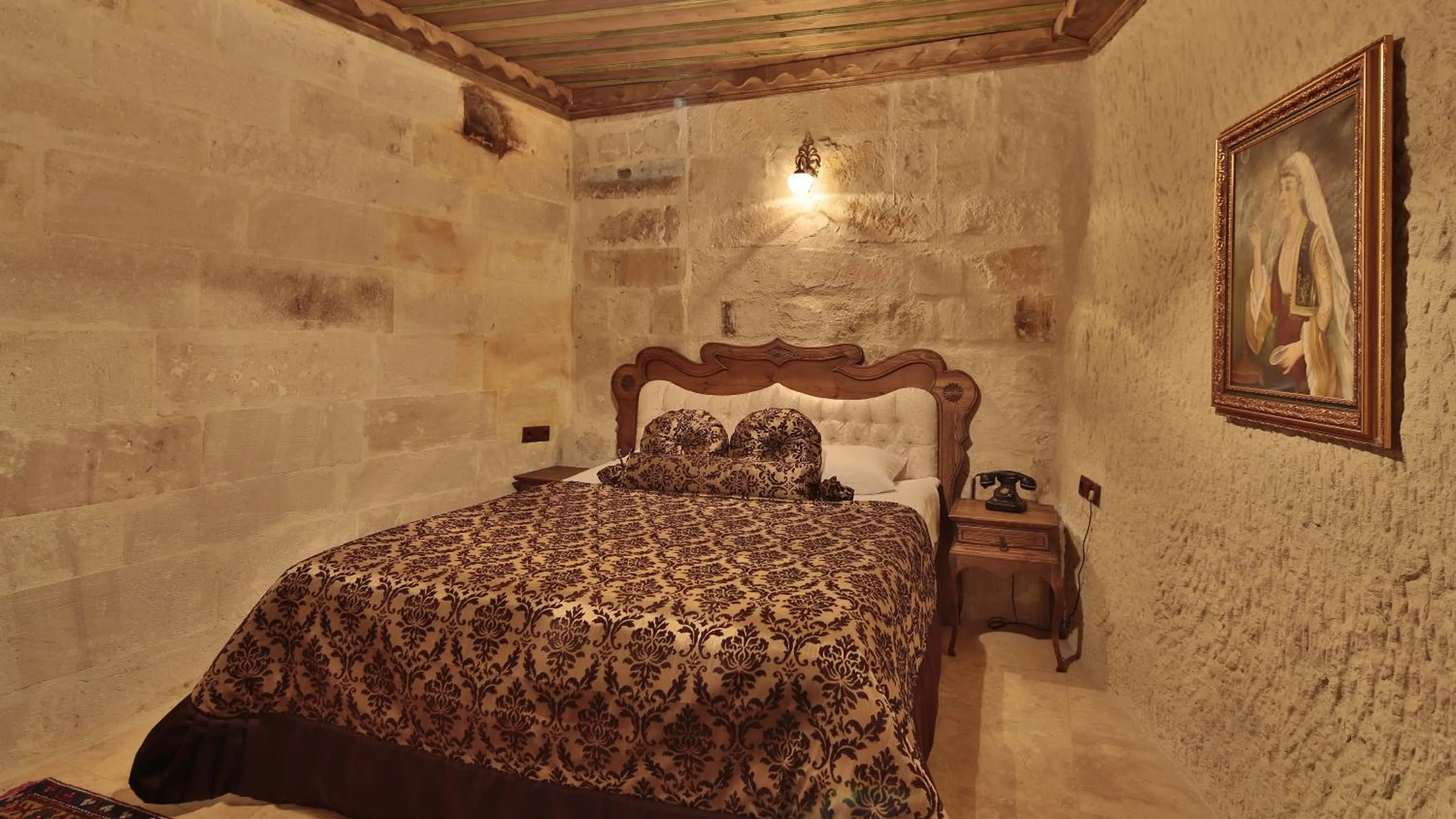 Other, Bed in Phocas Cave Suites