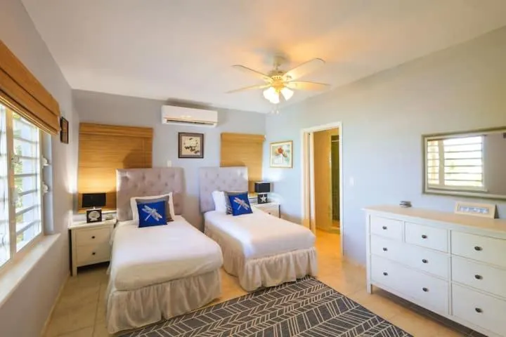 Bed in Neptune Villas