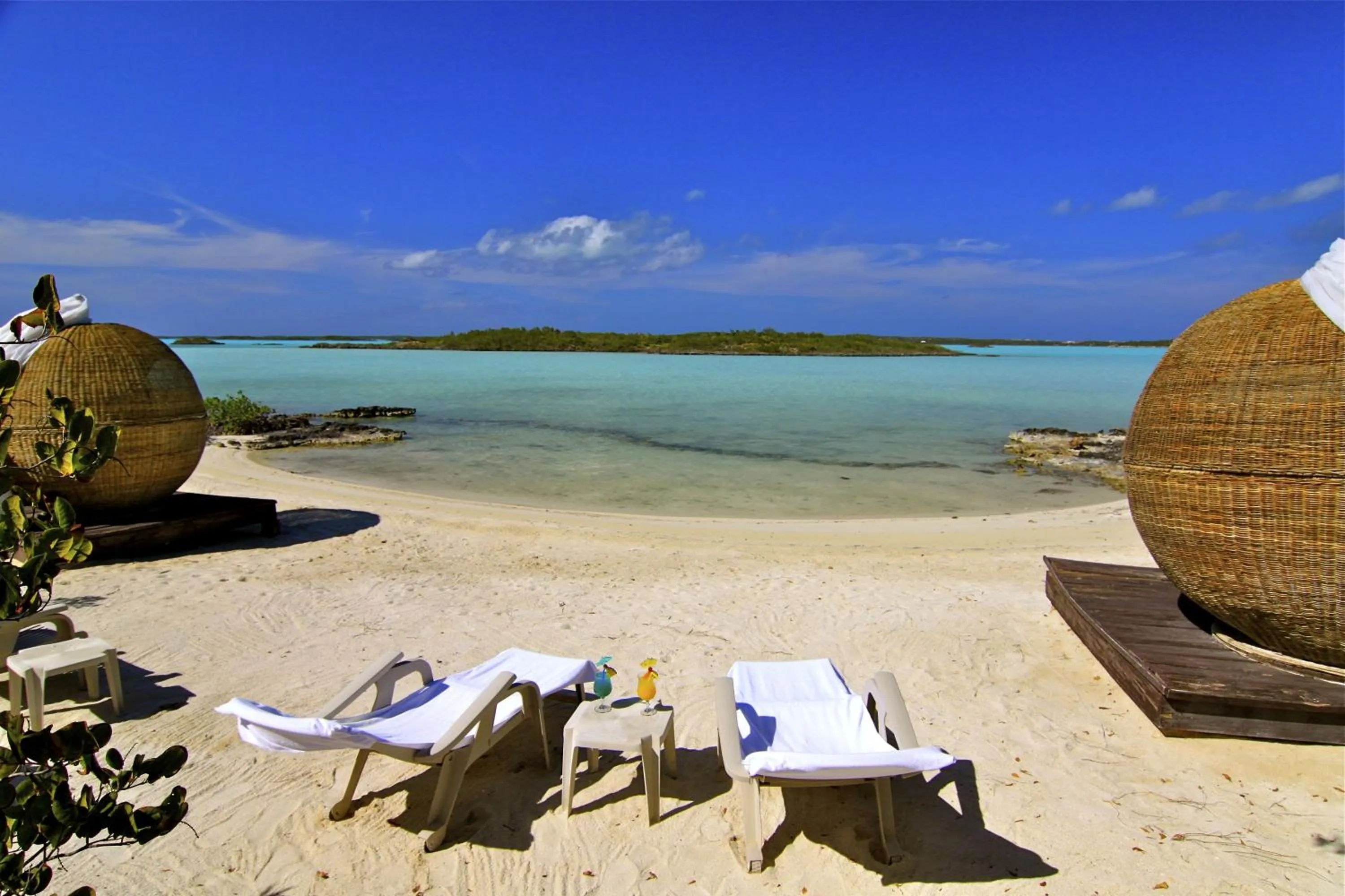 Beach in Neptune Villas
