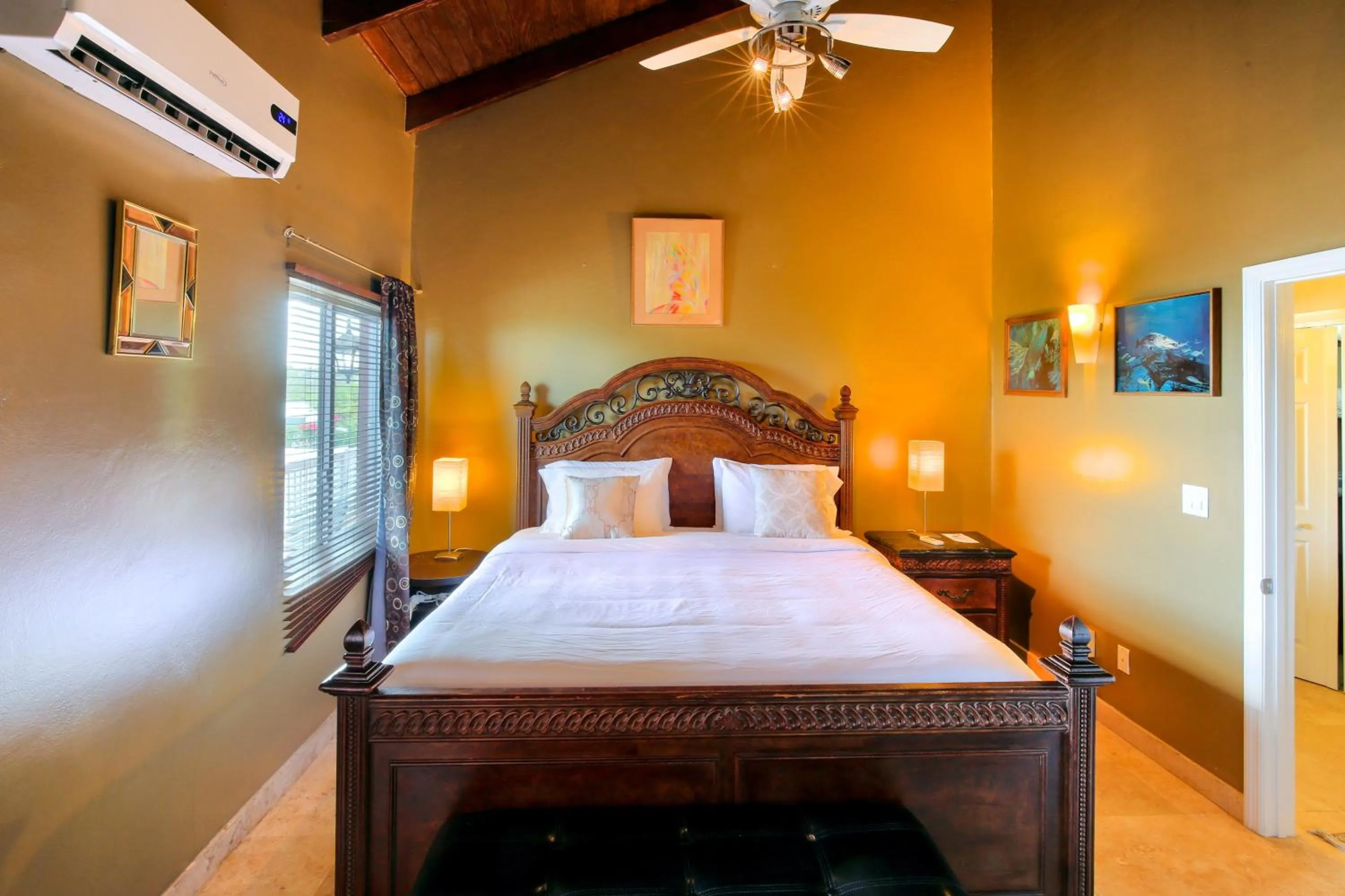 Bed in Neptune Villas