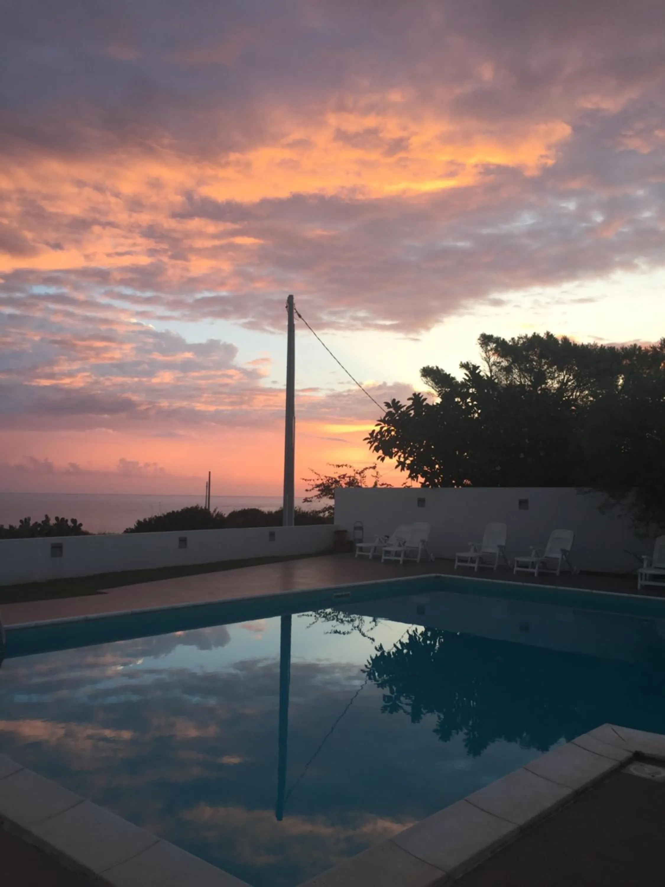 Swimming pool in B&B Torrefano