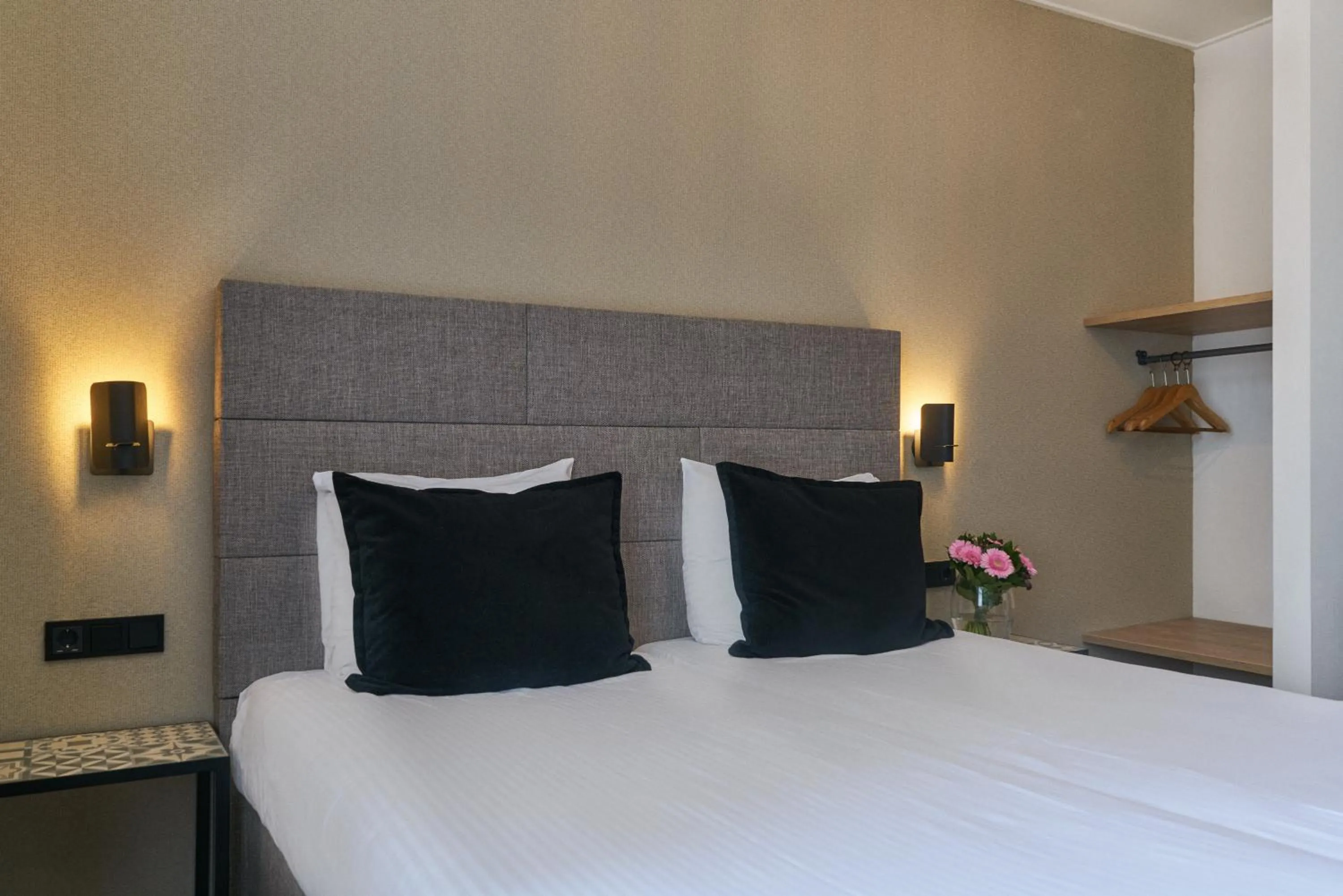 Bed in Alp de Veenen Hotel