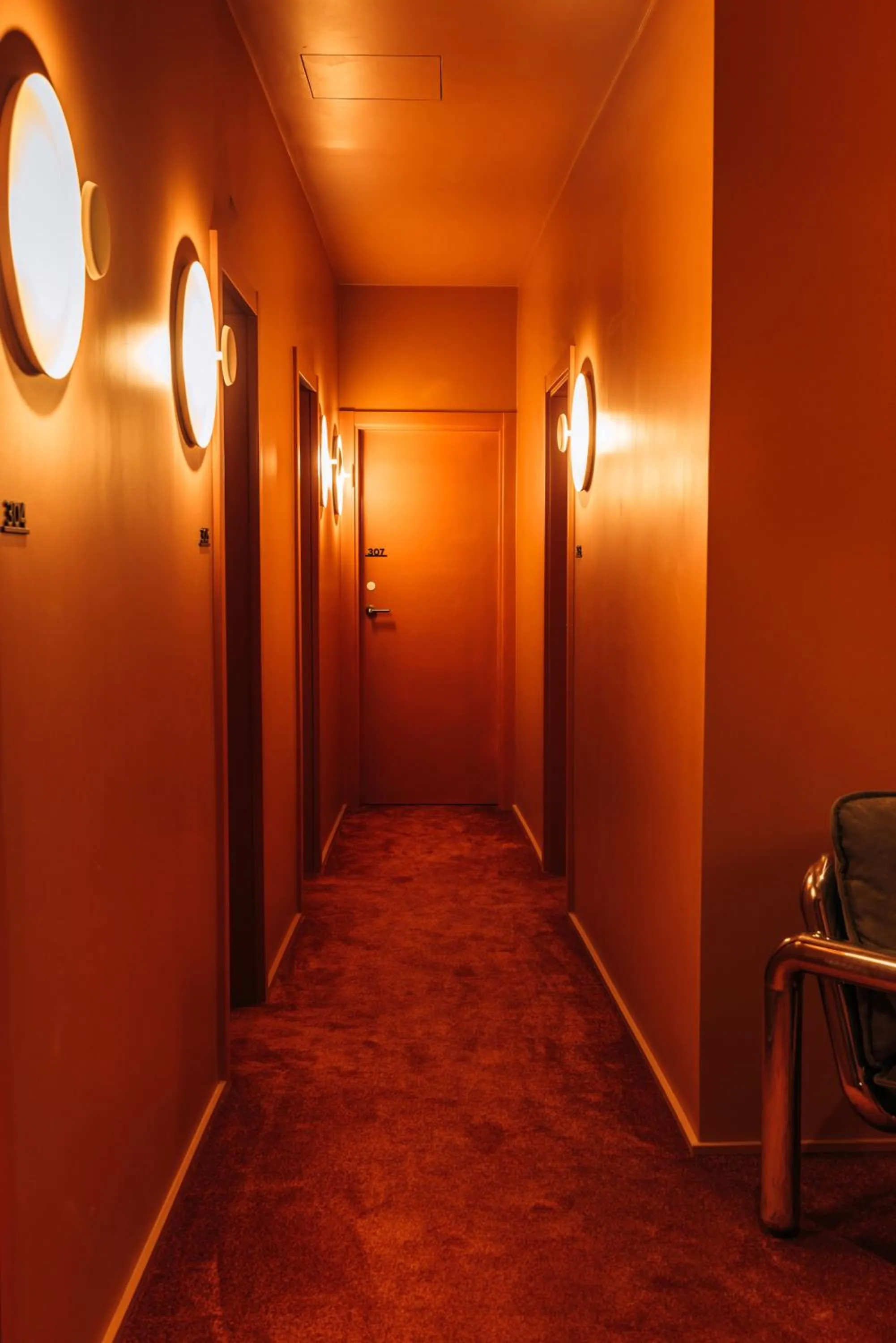 Property building in Independente Bica