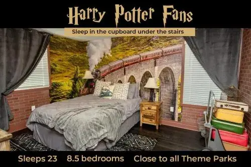 Magical Muggle Mansion Pool & Spa Sleeps 23 Magical Muggle Mansion Pool & Spa Sleeps 23