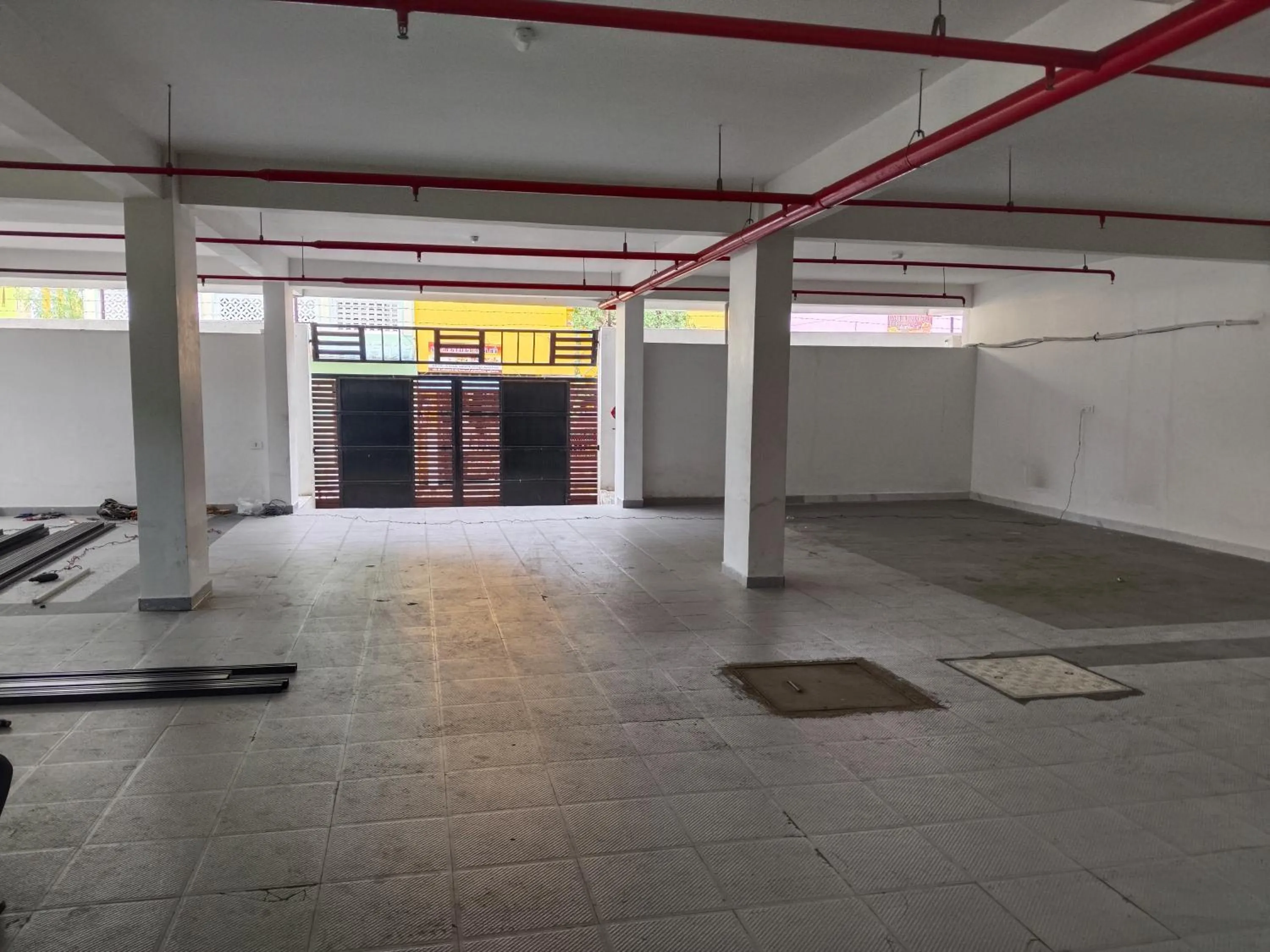 Parking in Auro Maison