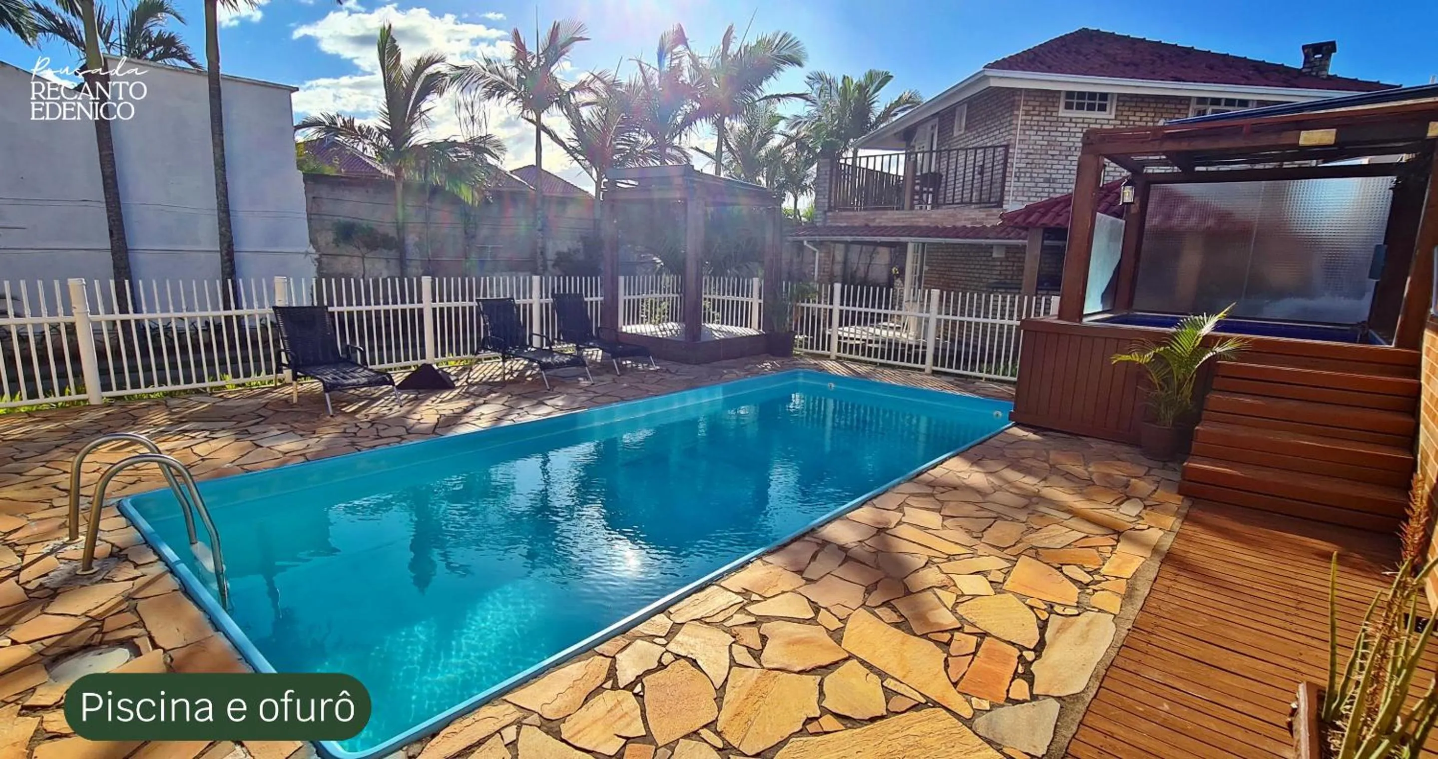 Swimming pool in Pousada Recanto Edênico - à beira mar da Praia Ponta do Papagaio, Palhoça SC