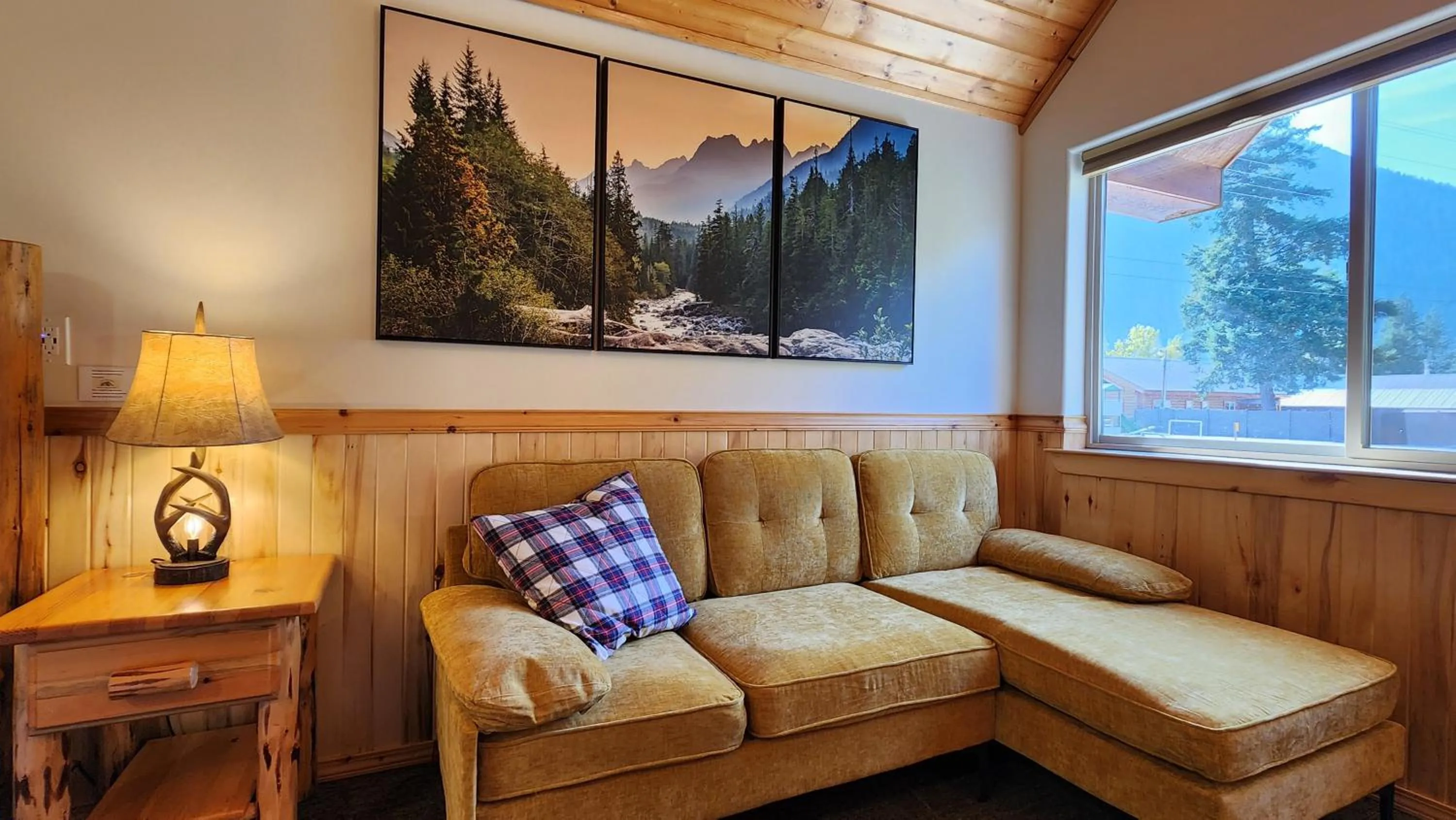 Natural landscape in Beargrass Lodging & RV Resort