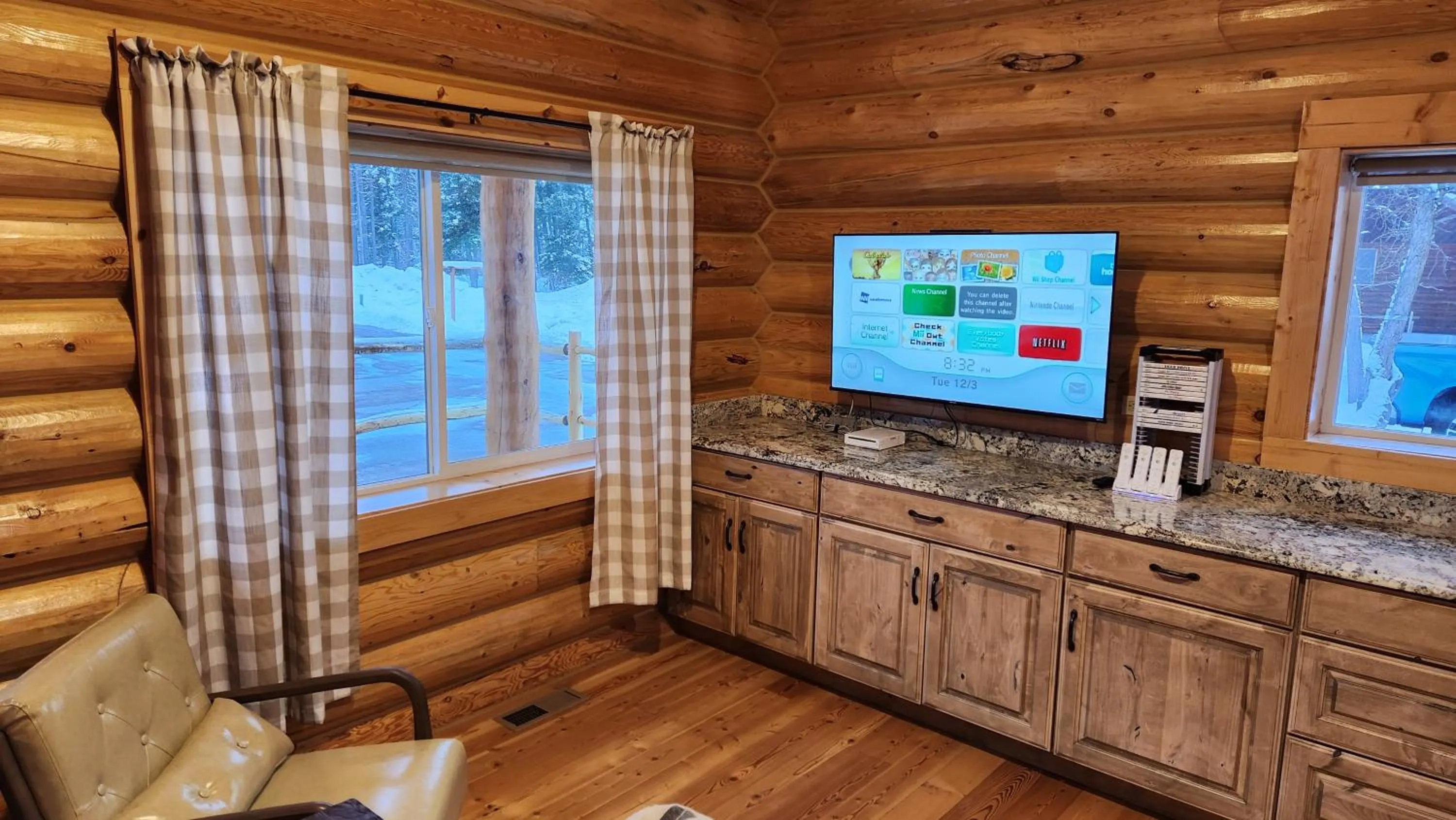 Game Room in Beargrass Lodging & RV Resort