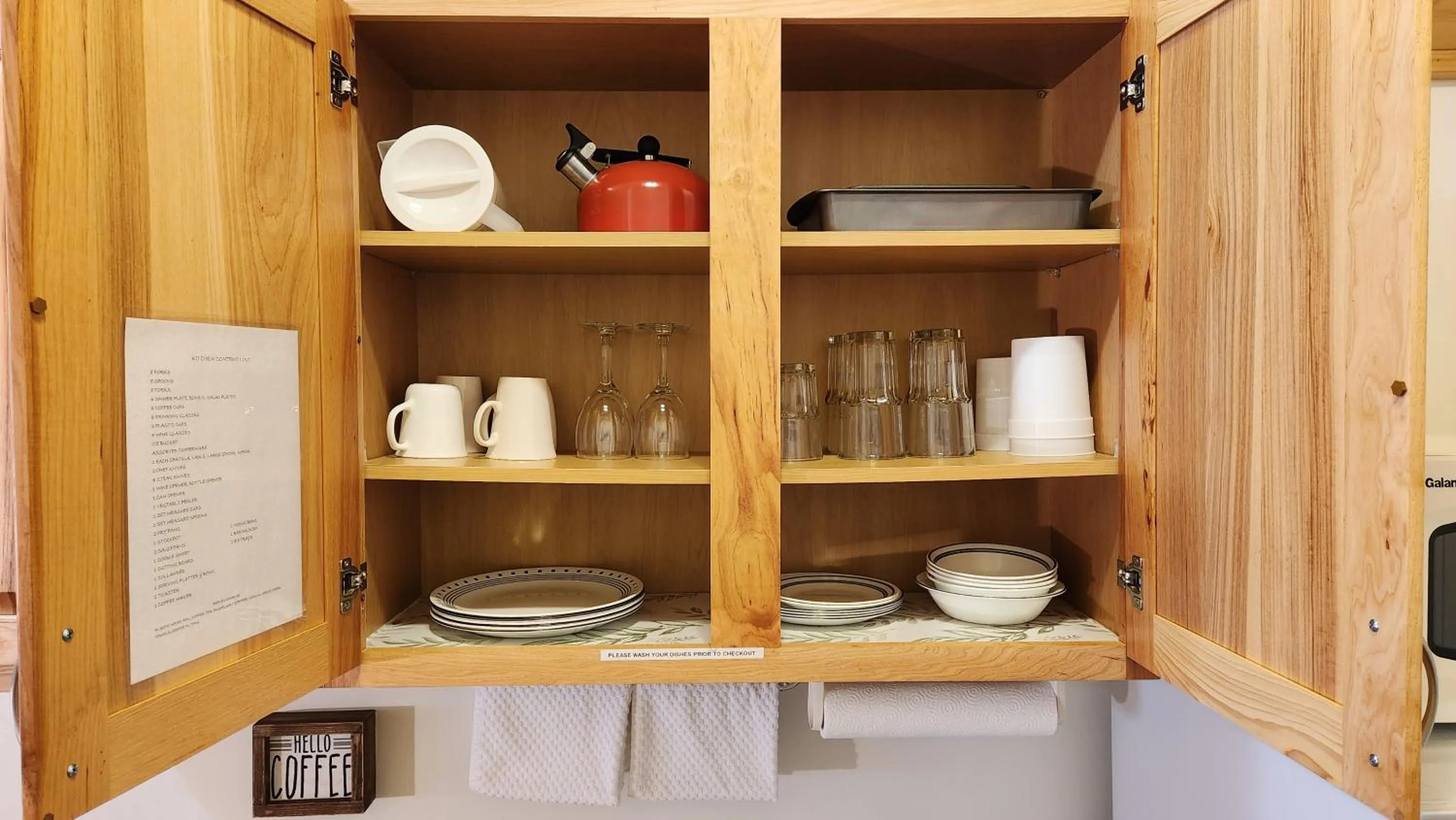 Kitchen or kitchenette in Beargrass Lodging & RV Resort