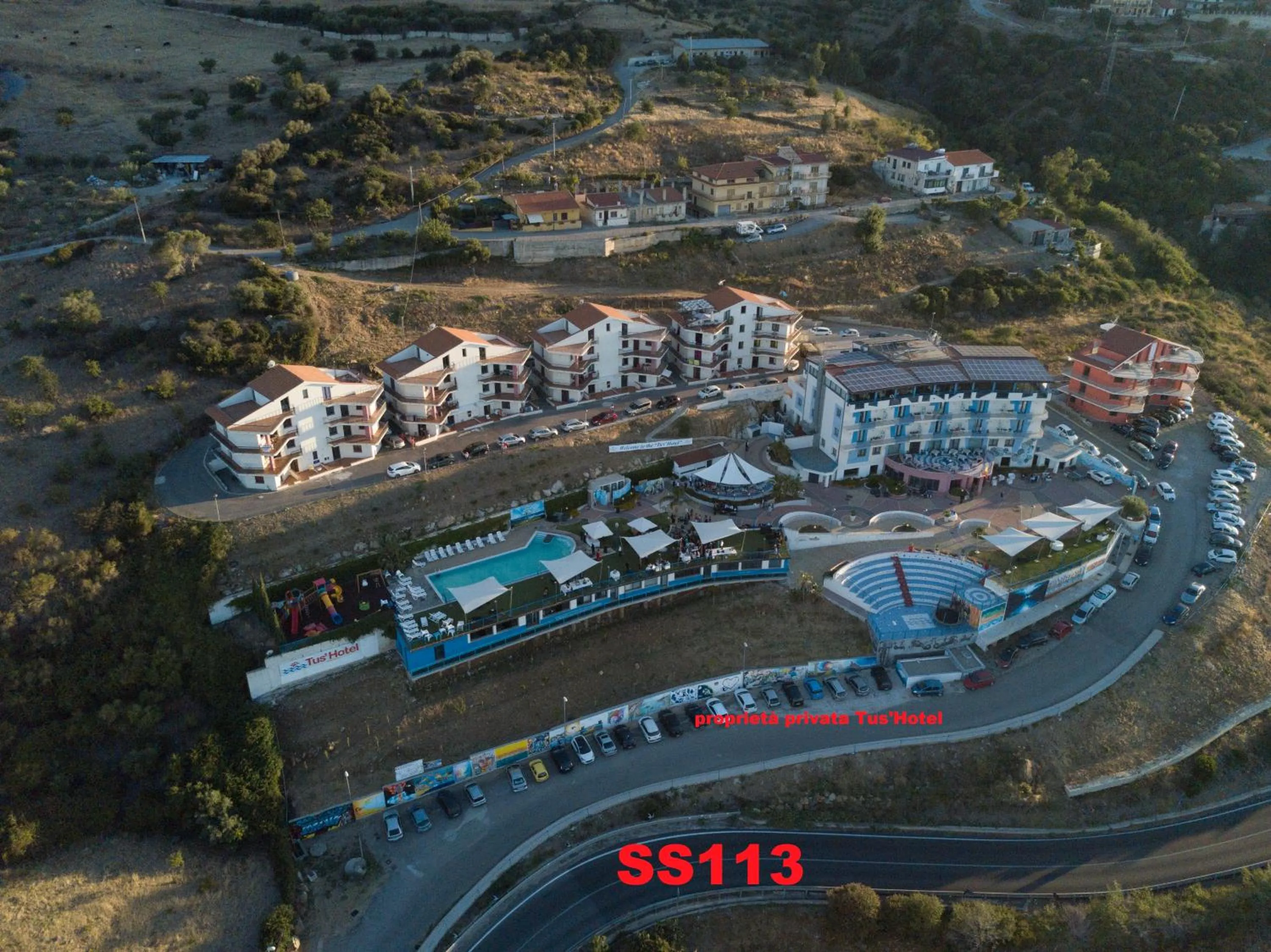 Bird's eye view in Tus'Hotel