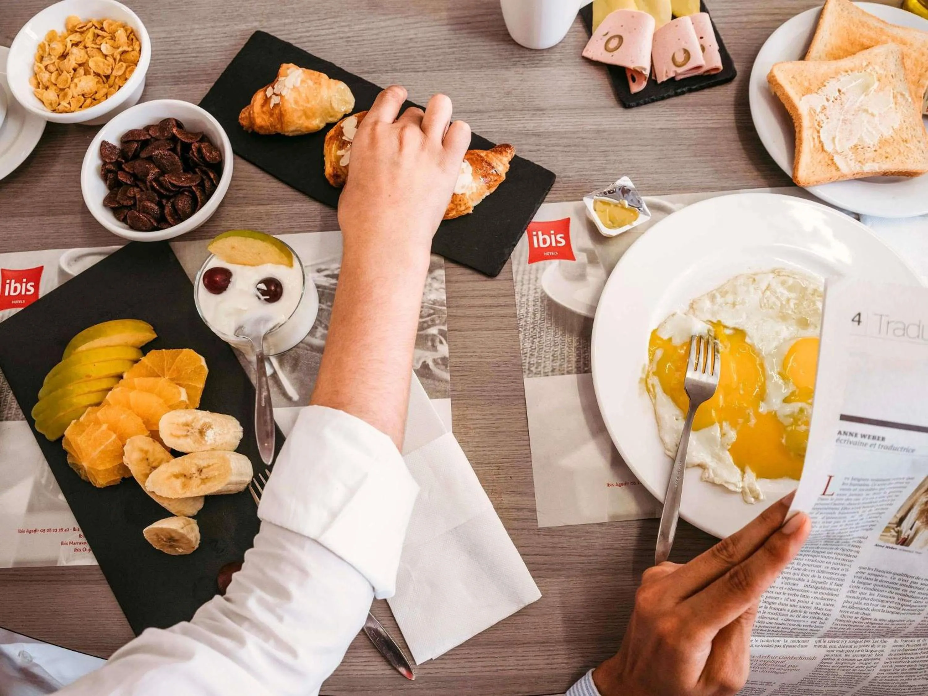 Breakfast in Ibis Casanearshore