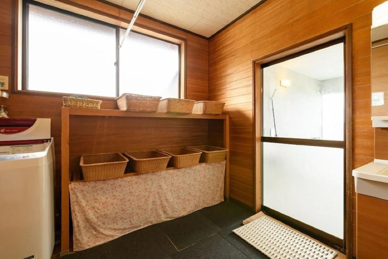 Public Bath in Sado Ryosou Minato