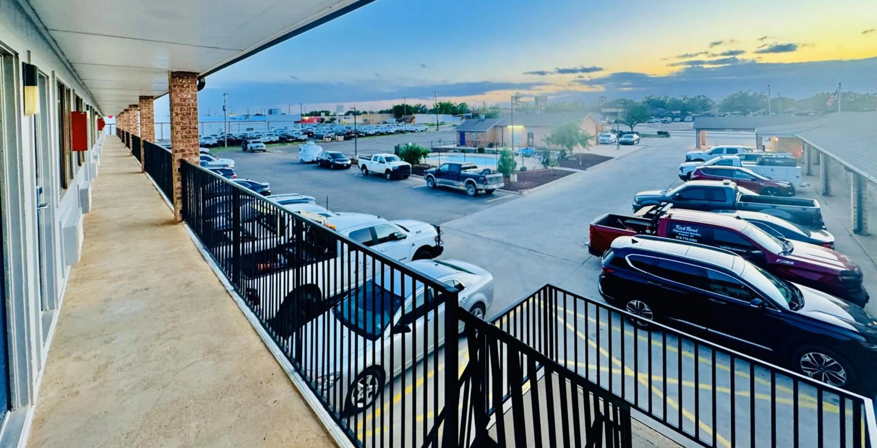 Parking in Shiloh Inn Lamesa