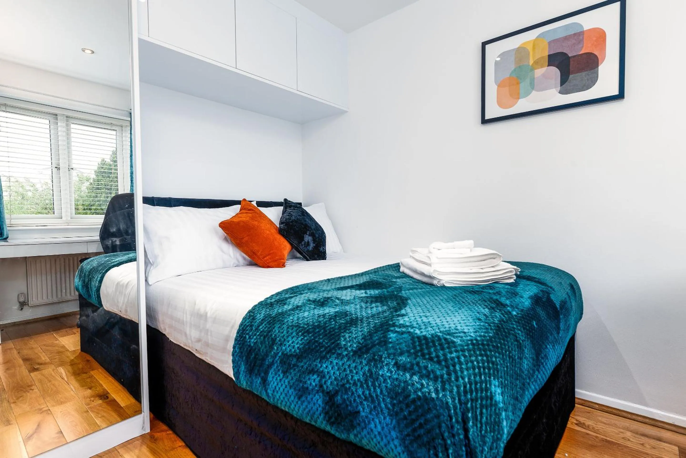 Bedroom, Bed in Marham Close