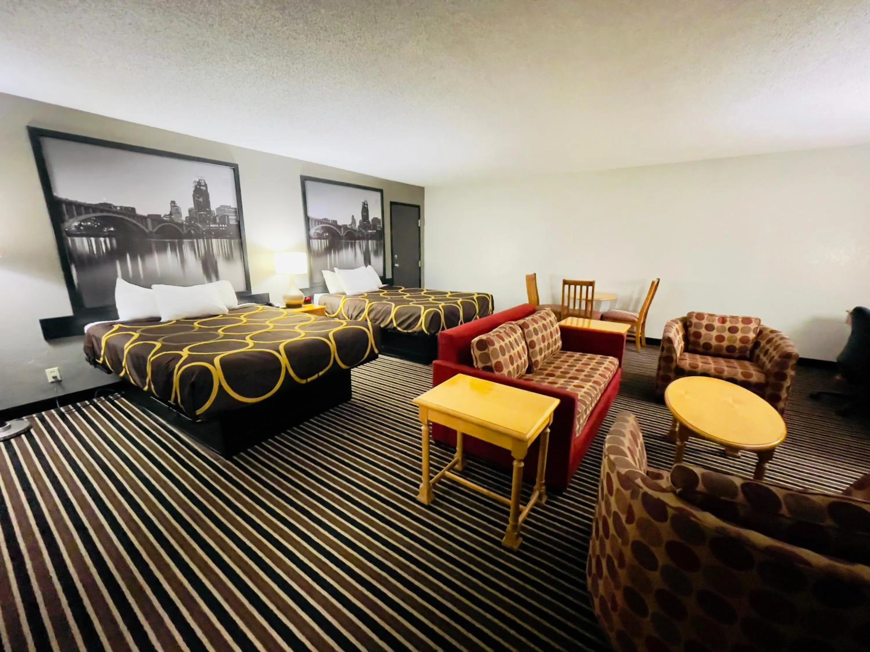 Bed in Super 8 by Wyndham Shakopee