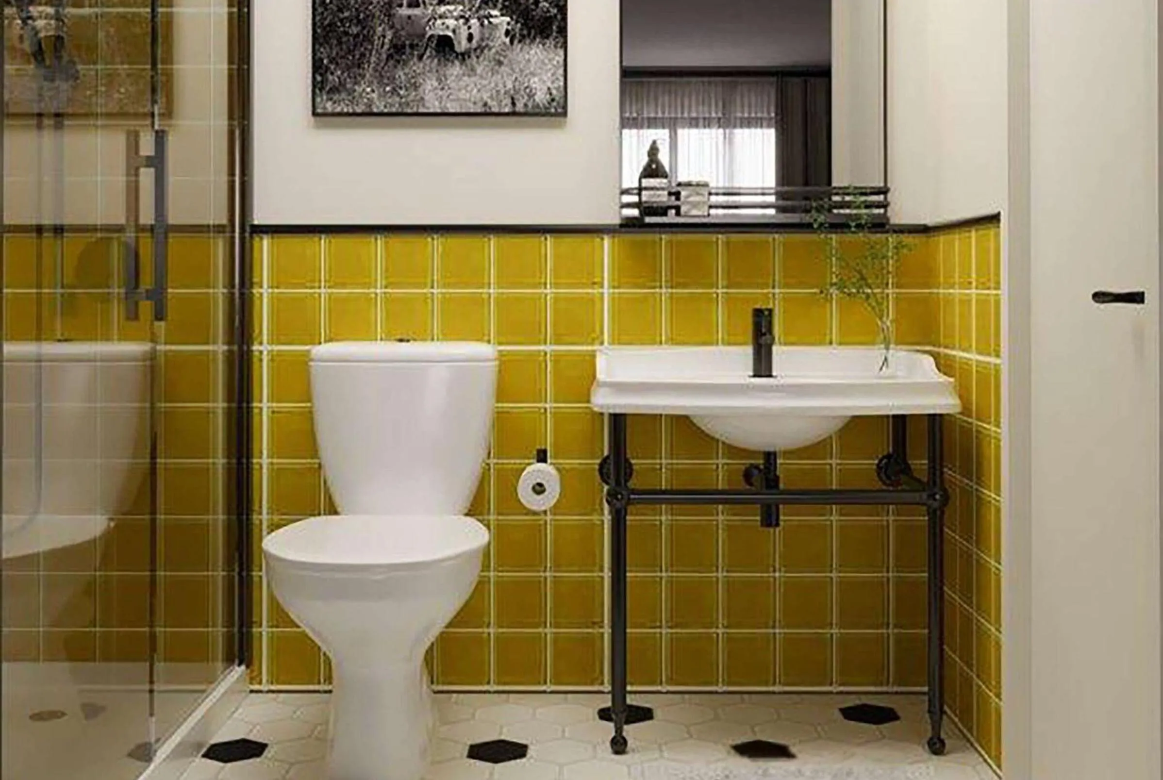 Bathroom in Hotel Vervana, Trademark Collection by Wyndham