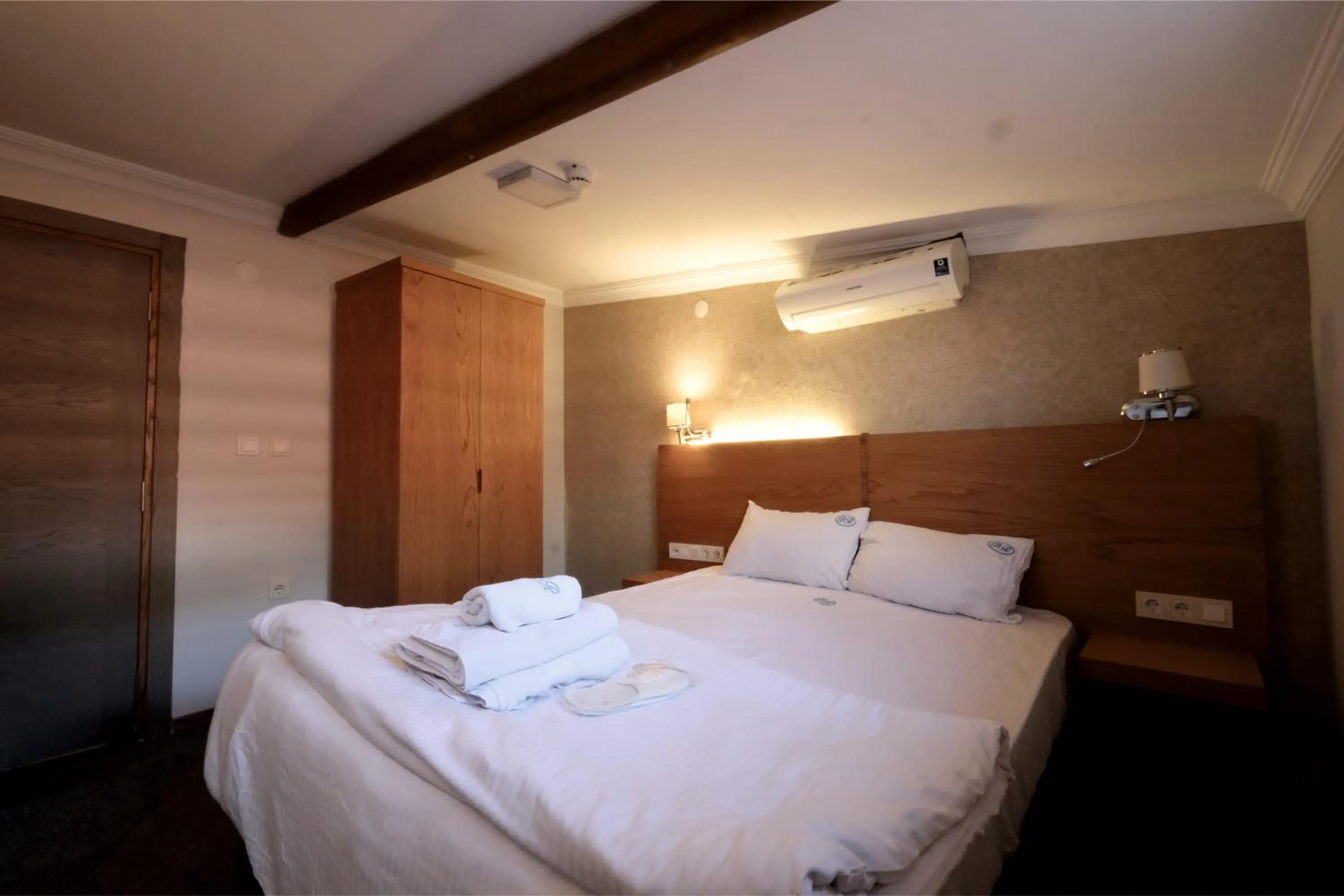 Bedroom, Bed in Varyant Hotel