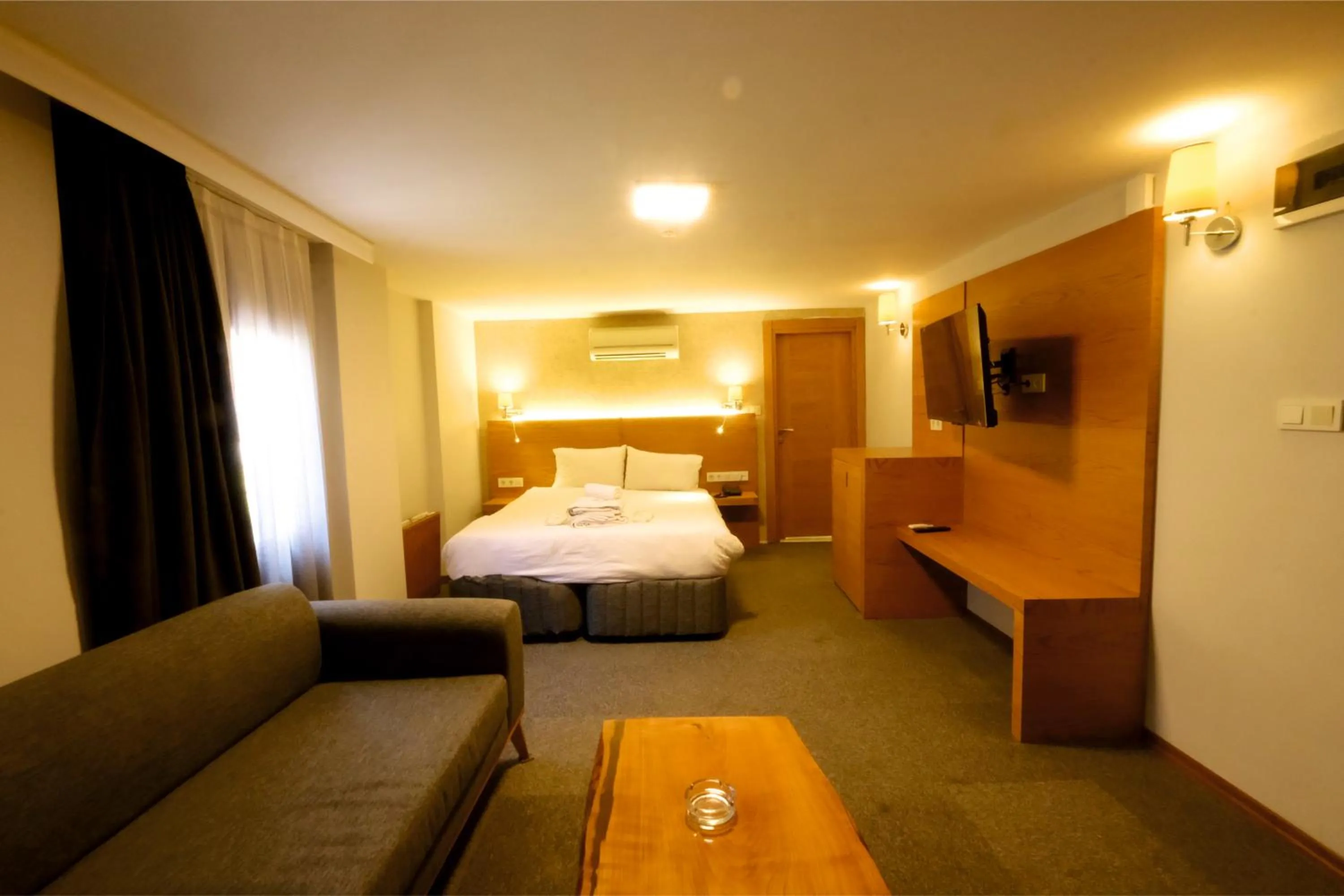 Photo of the whole room, Bed in Varyant Hotel