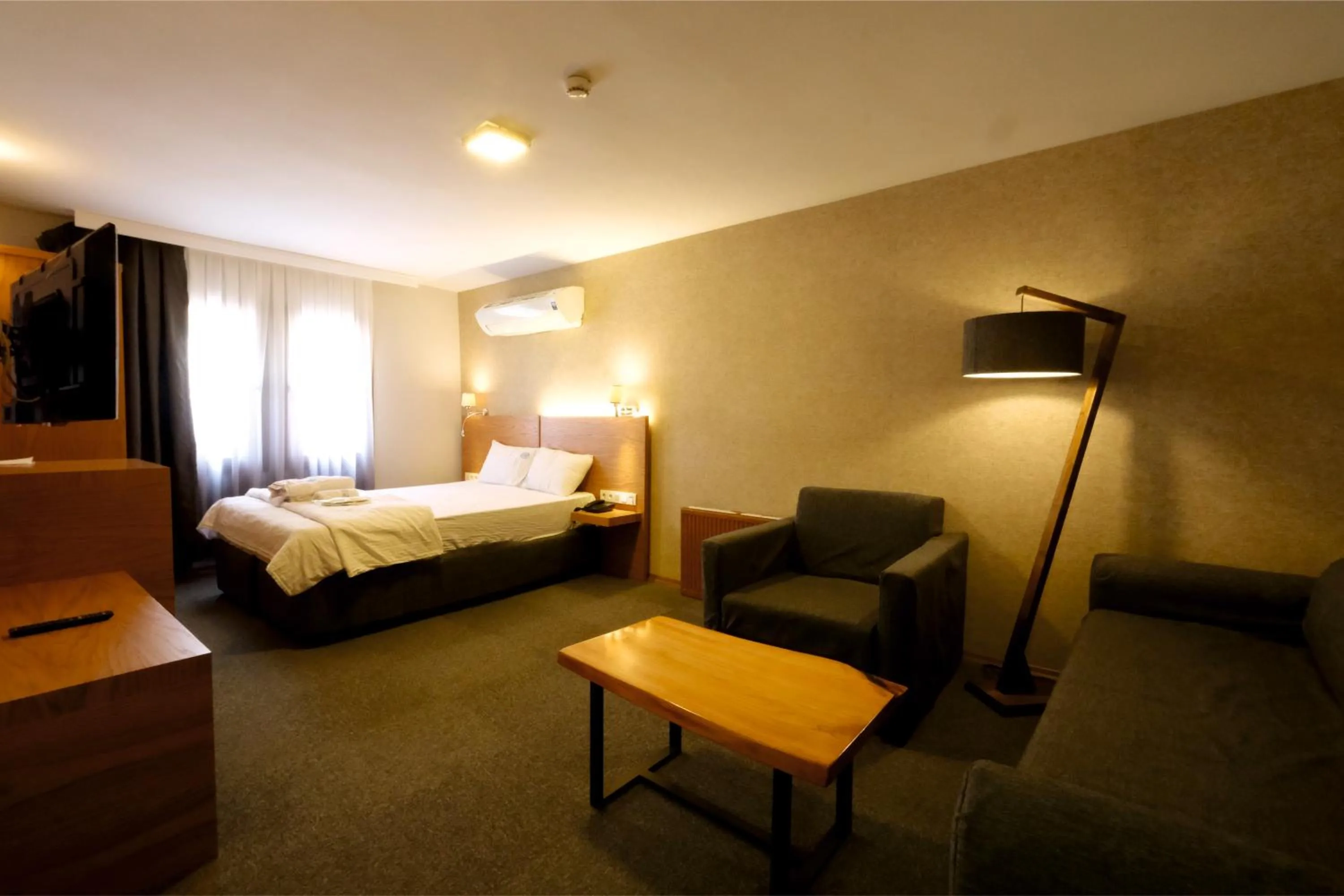 Bed in Varyant Hotel