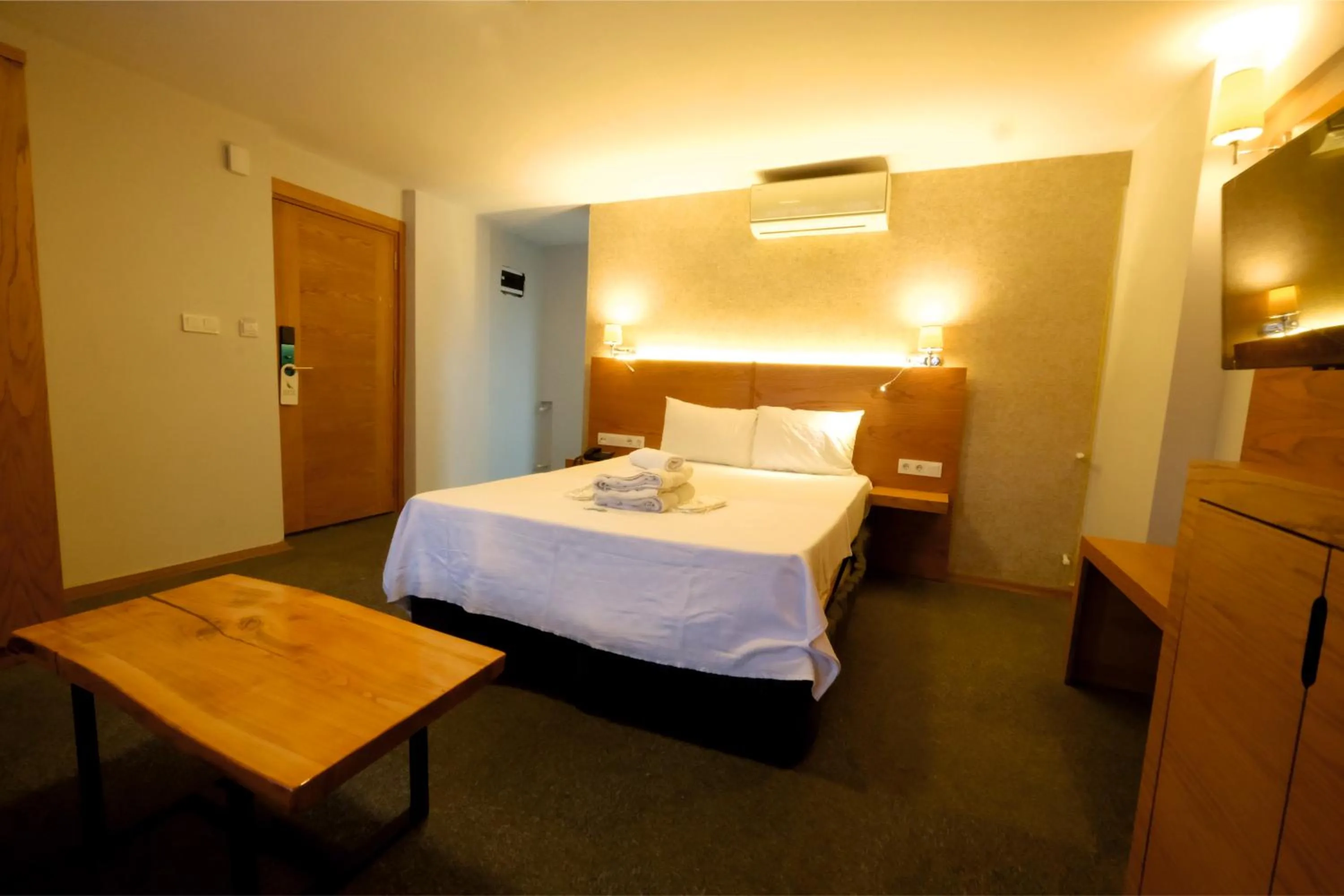 Bed in Varyant Hotel