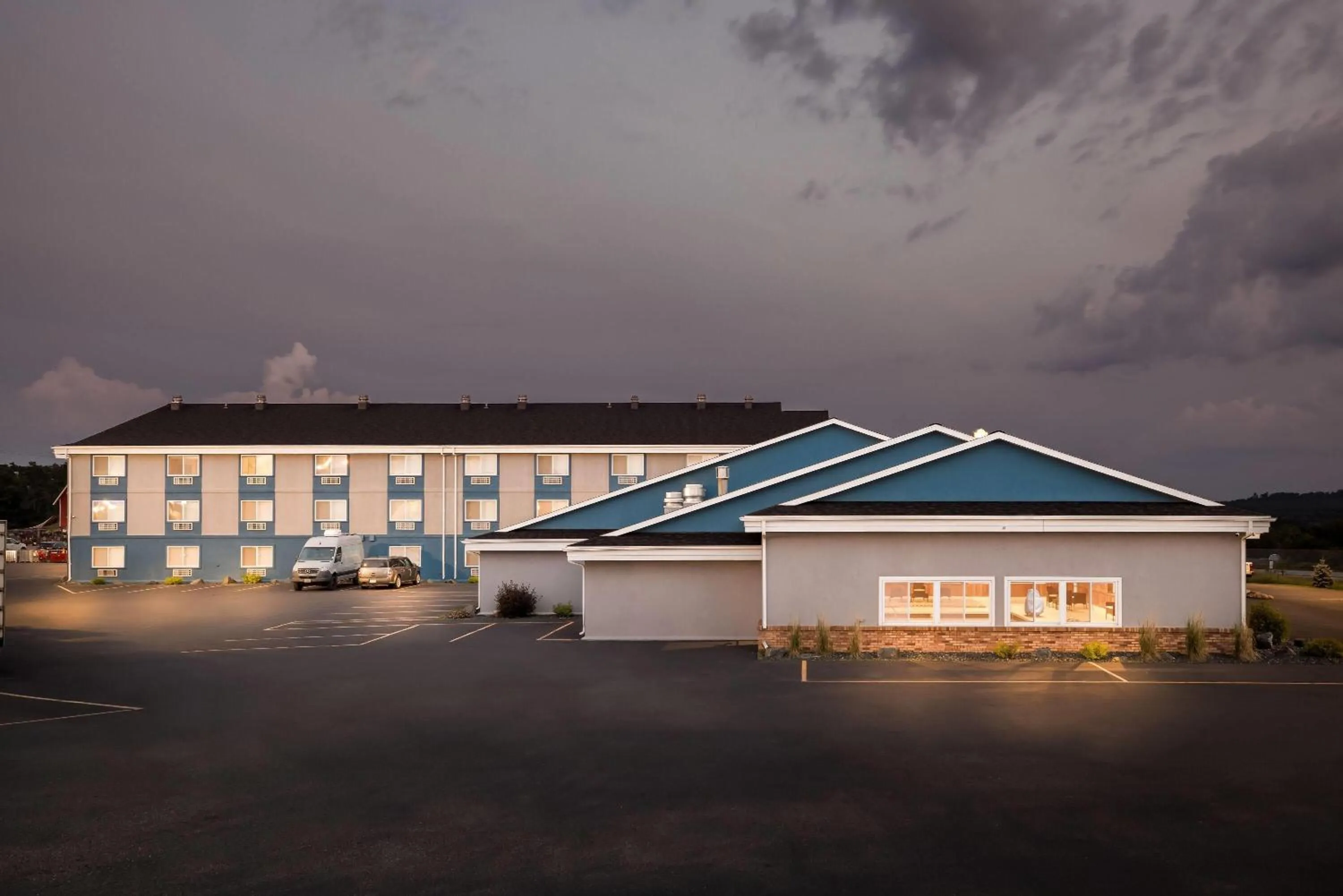 Property building in Super 8 by Wyndham Osseo WI