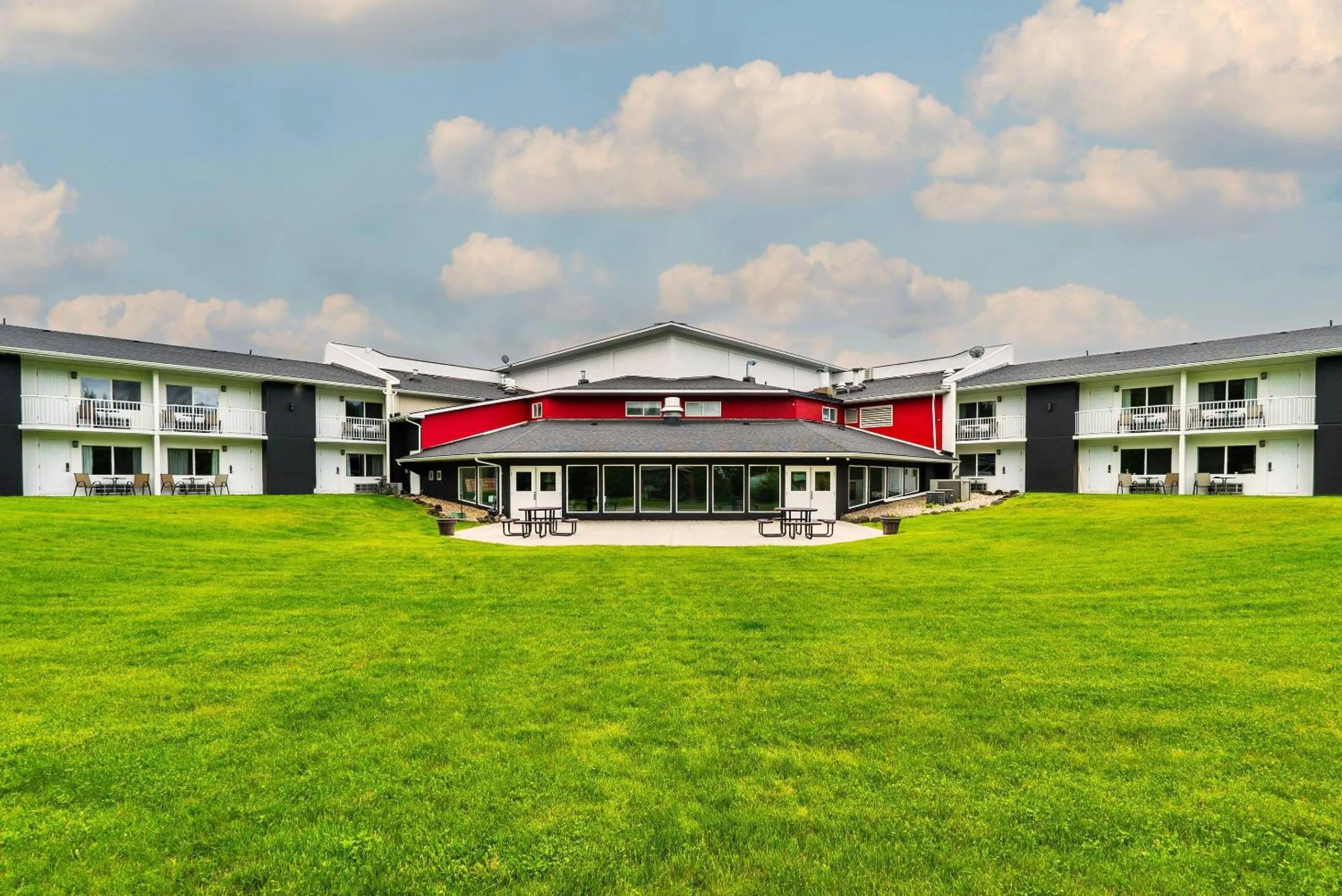 Property building in Quality Inn & Suites