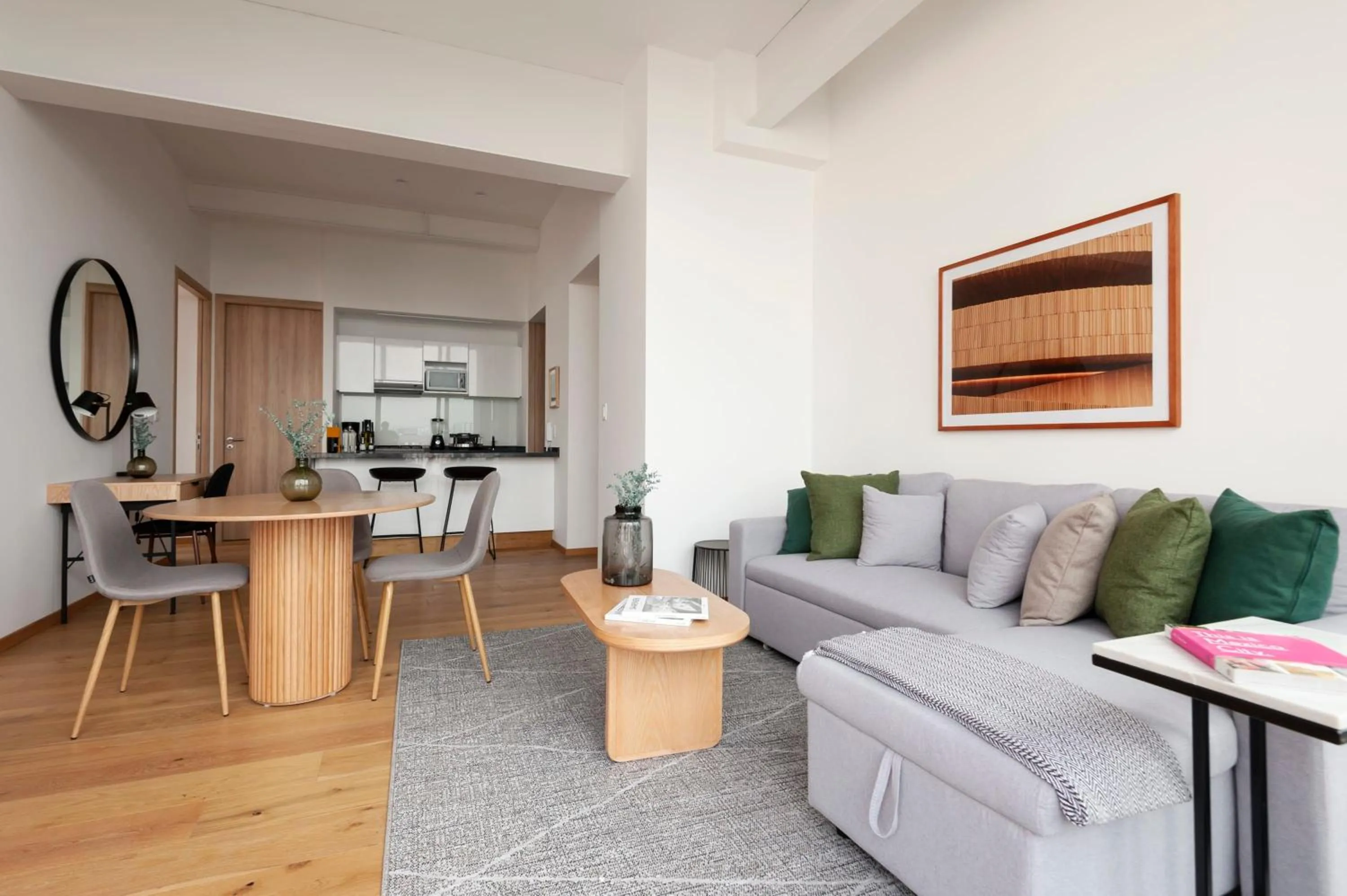 Living room in Londres 256 by Wynwood House