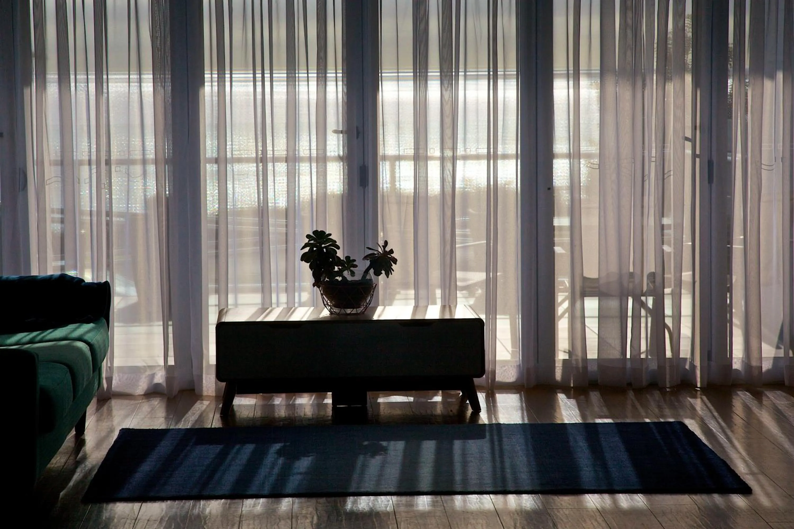 Spring in Penguin Beachfront Apartments