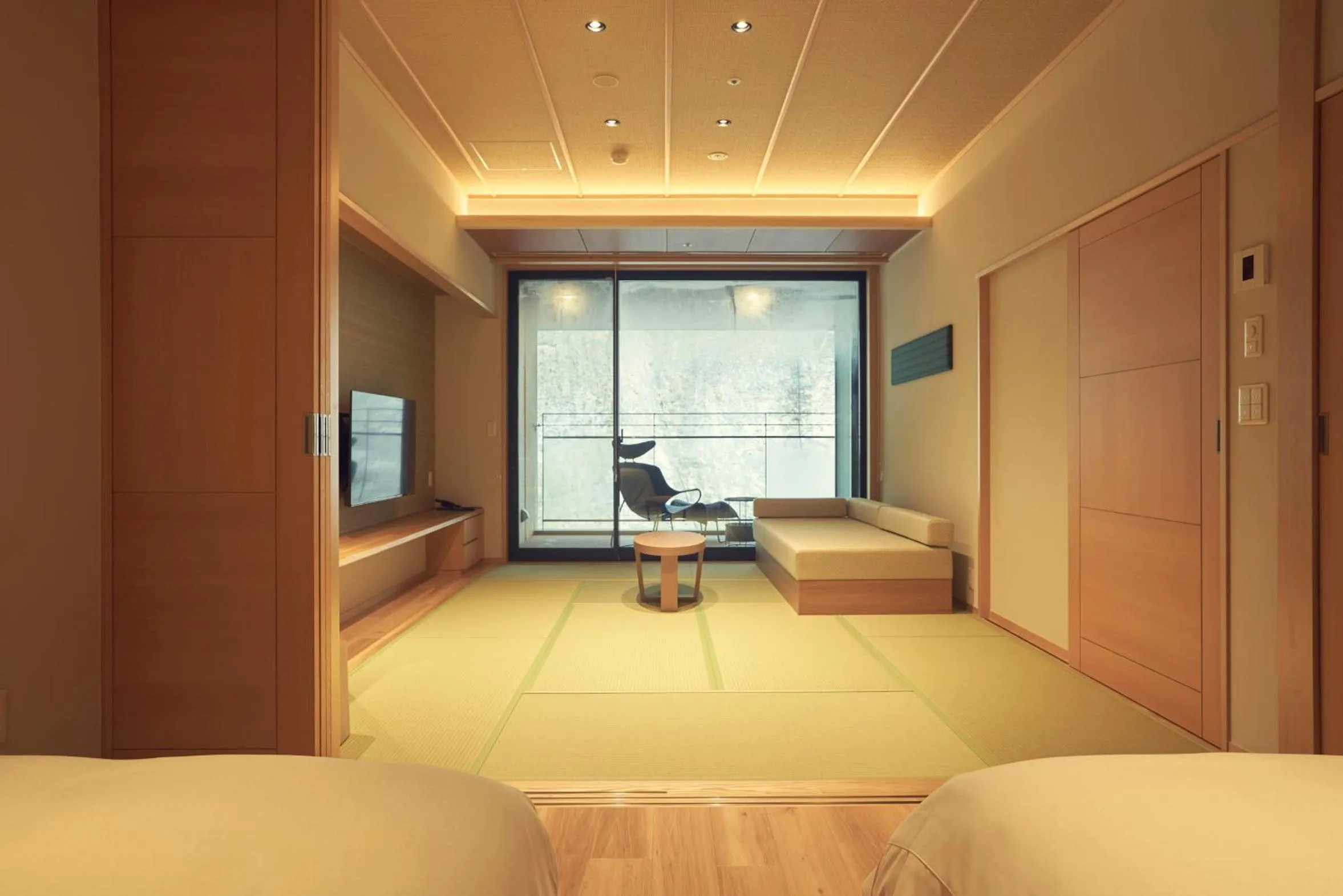 TV and multimedia, Bed in Sansuiso Tsuchiyu Spa