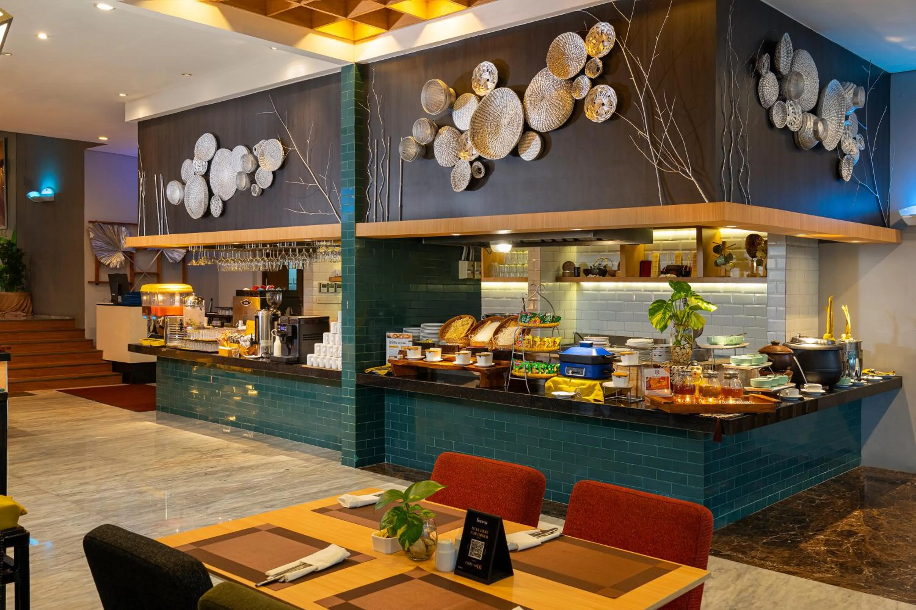 Dining area in BATIQA Hotel & Apartments Karawang