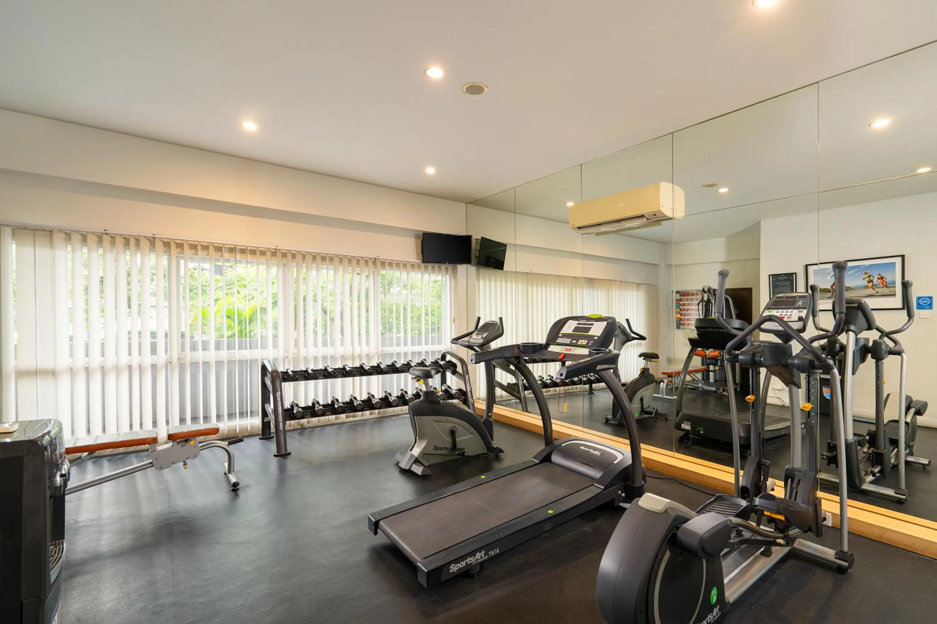 Fitness centre/facilities in BATIQA Hotel & Apartments Karawang