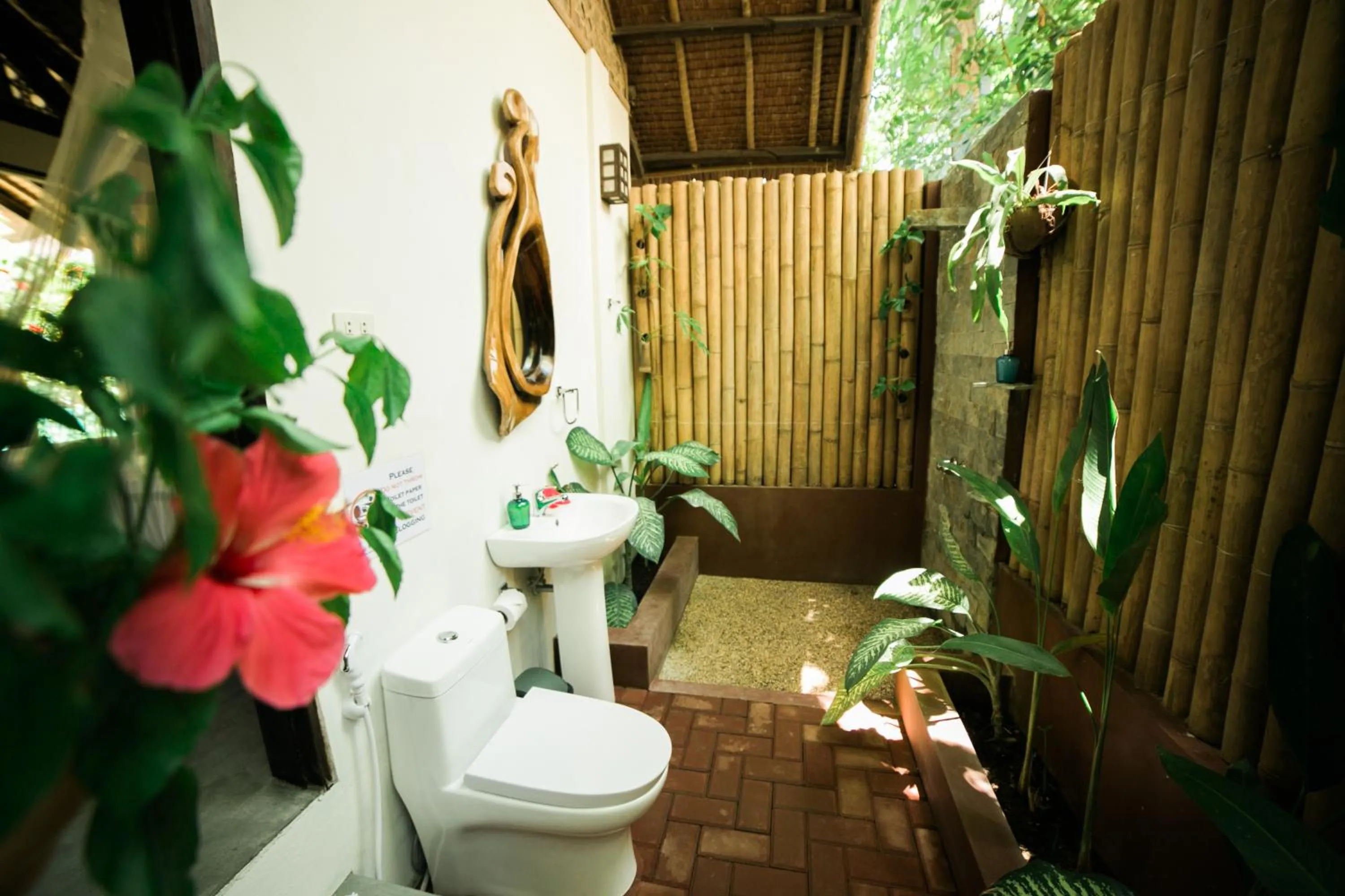Shower in Fox & The Firefly Cottages