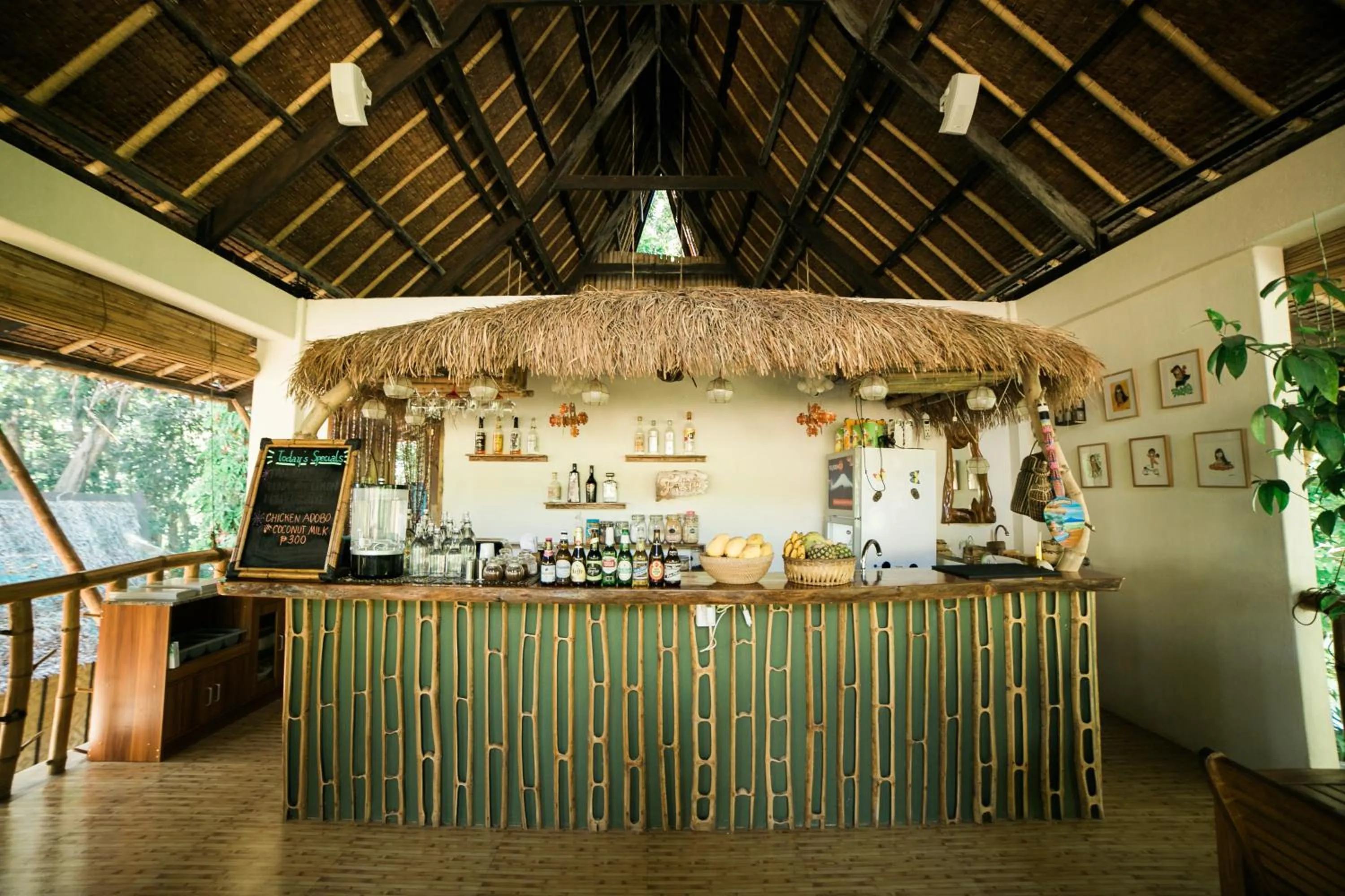 Restaurant/places to eat in Fox & The Firefly Cottages