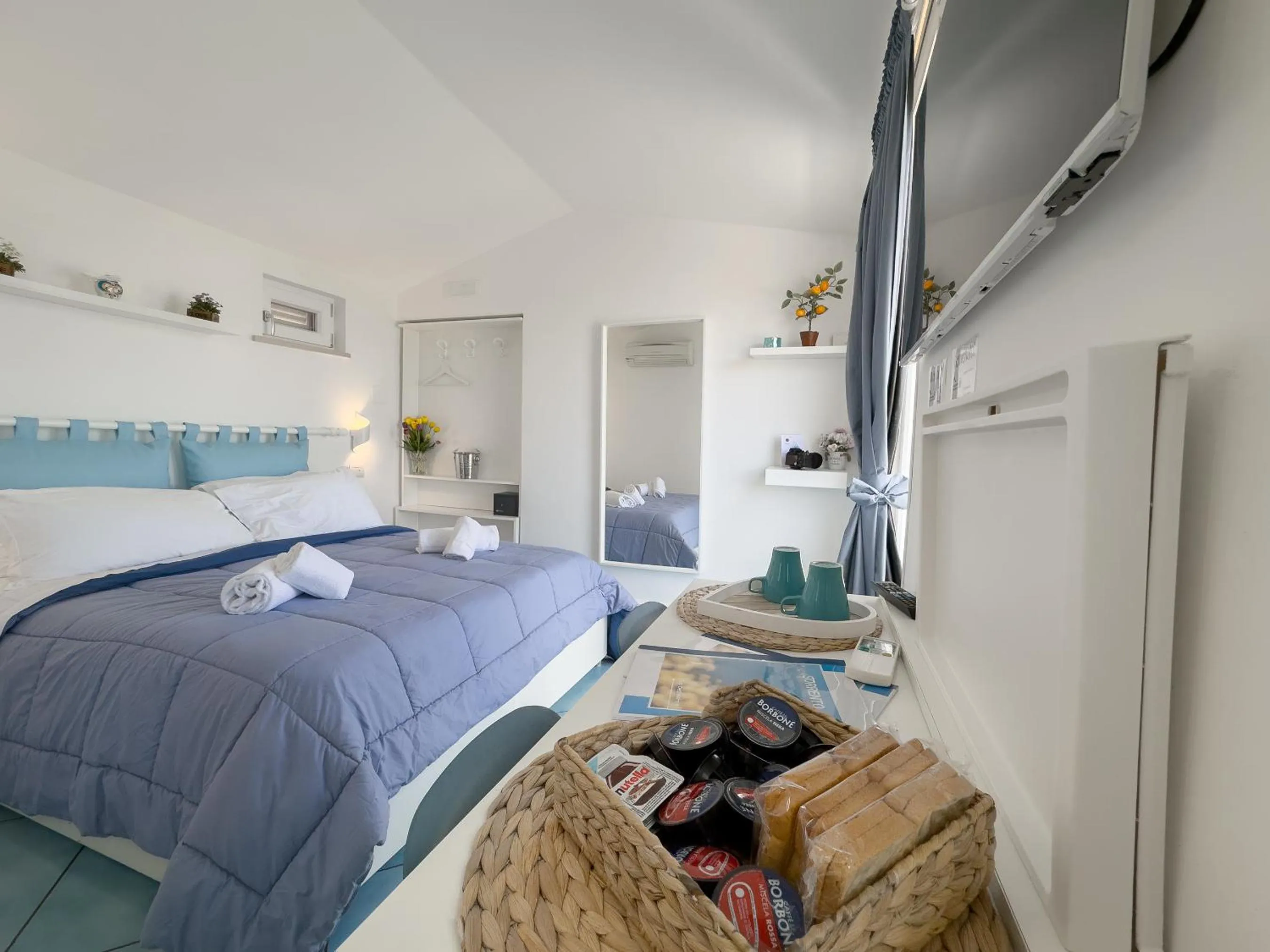 Bed in Beauty Home Sorrento