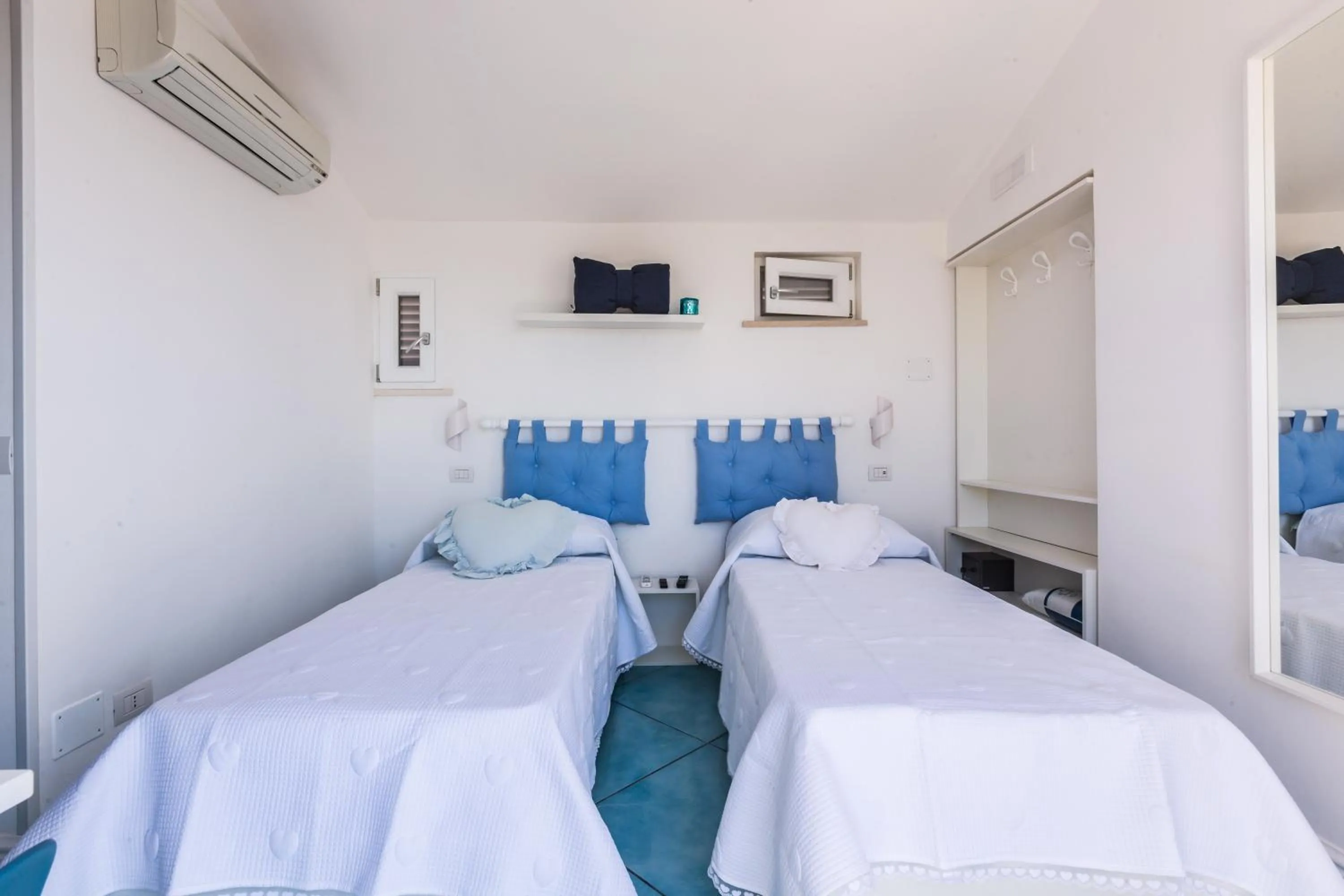 Bed in Beauty Home Sorrento