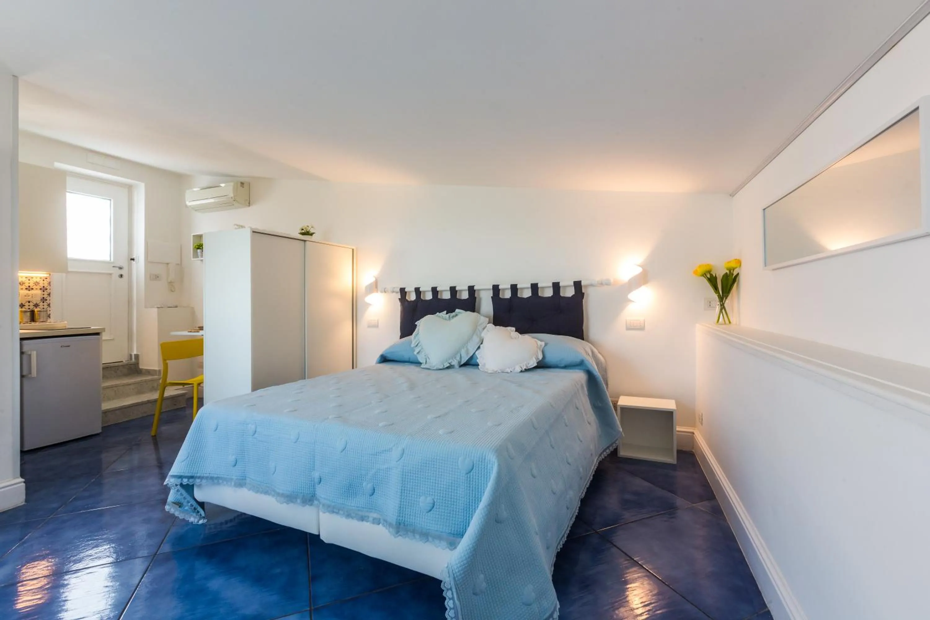Bed in Beauty Home Sorrento