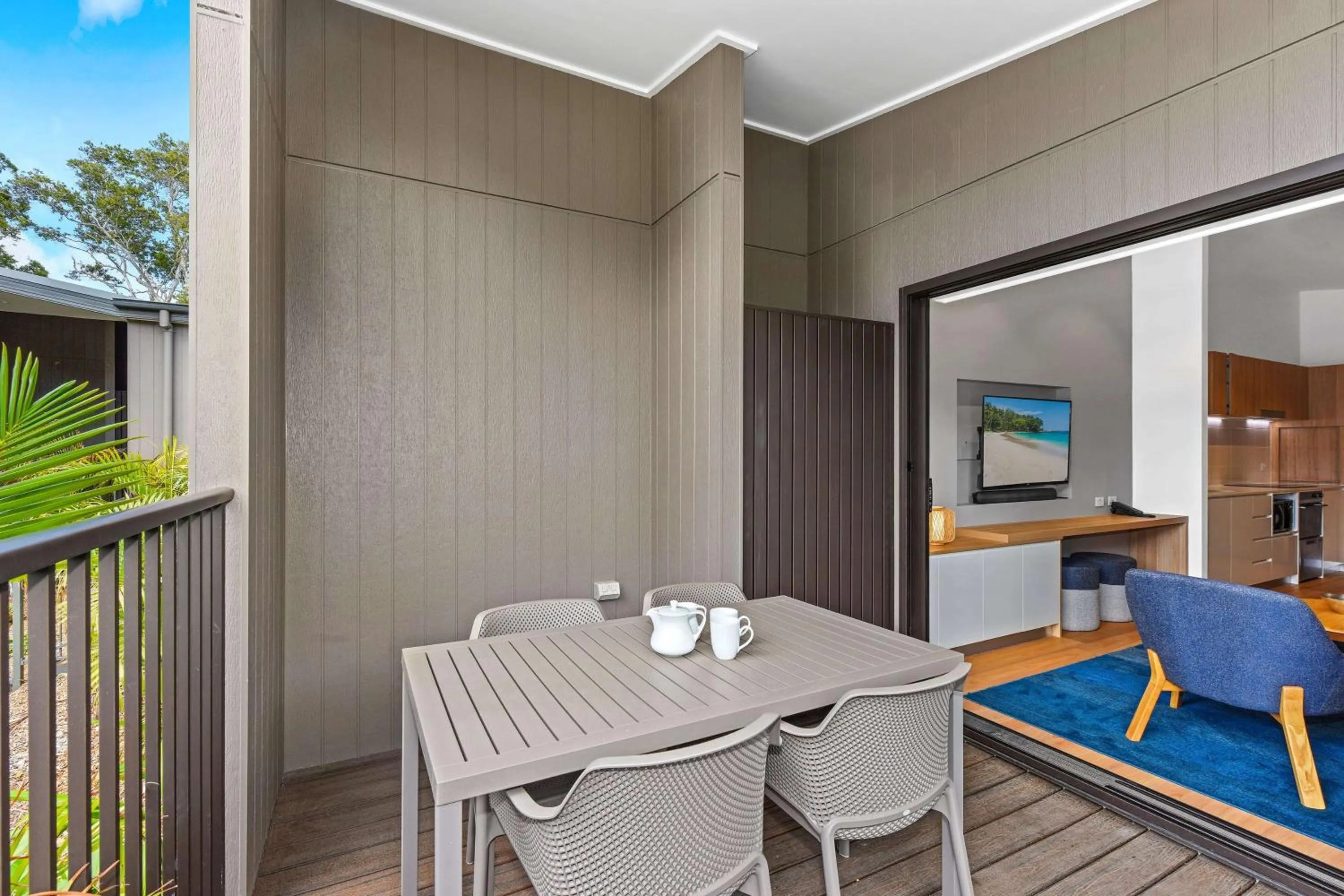 Photo of the whole room in Club Wyndham Flynns Beach, Trademark Collection by Wyndham