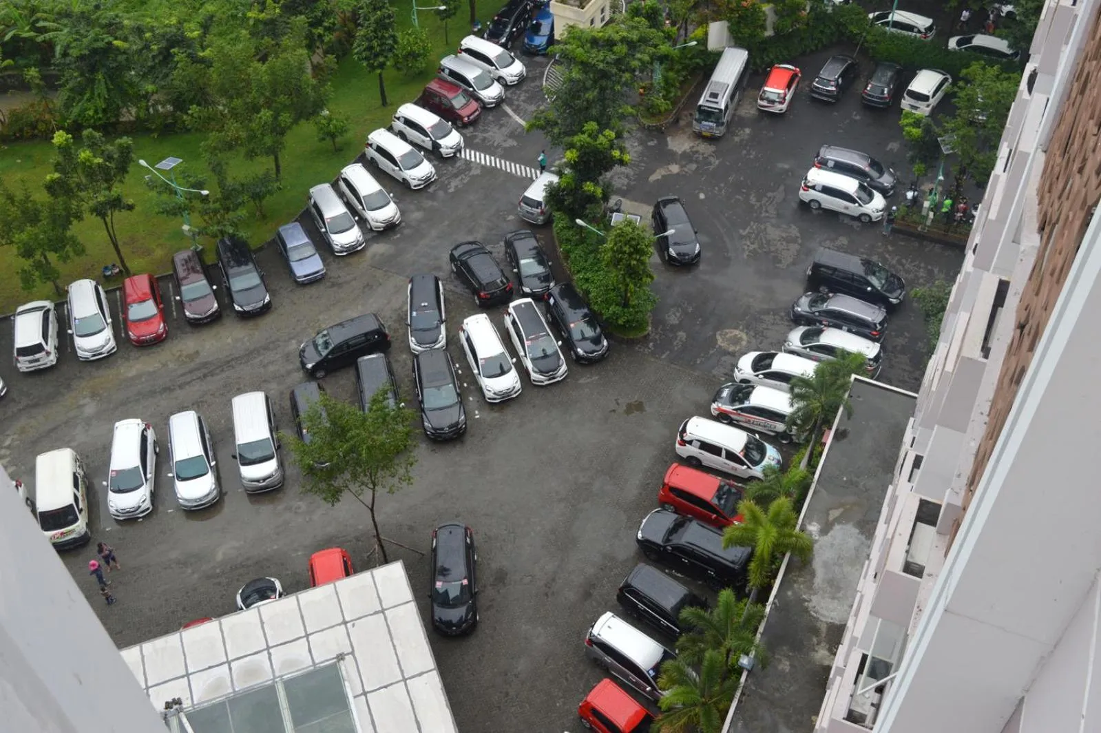 Area and facilities in Lorin Syariah Solo Hotel