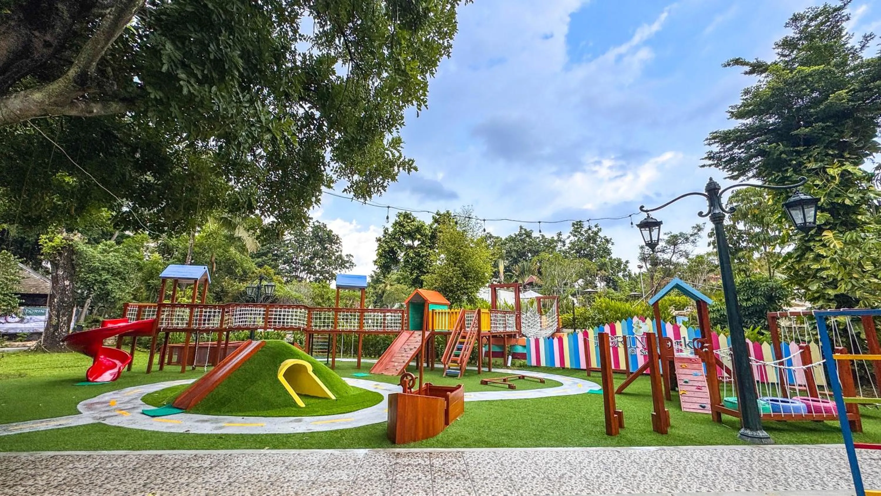 Children play ground in Lorin Syariah Solo Hotel