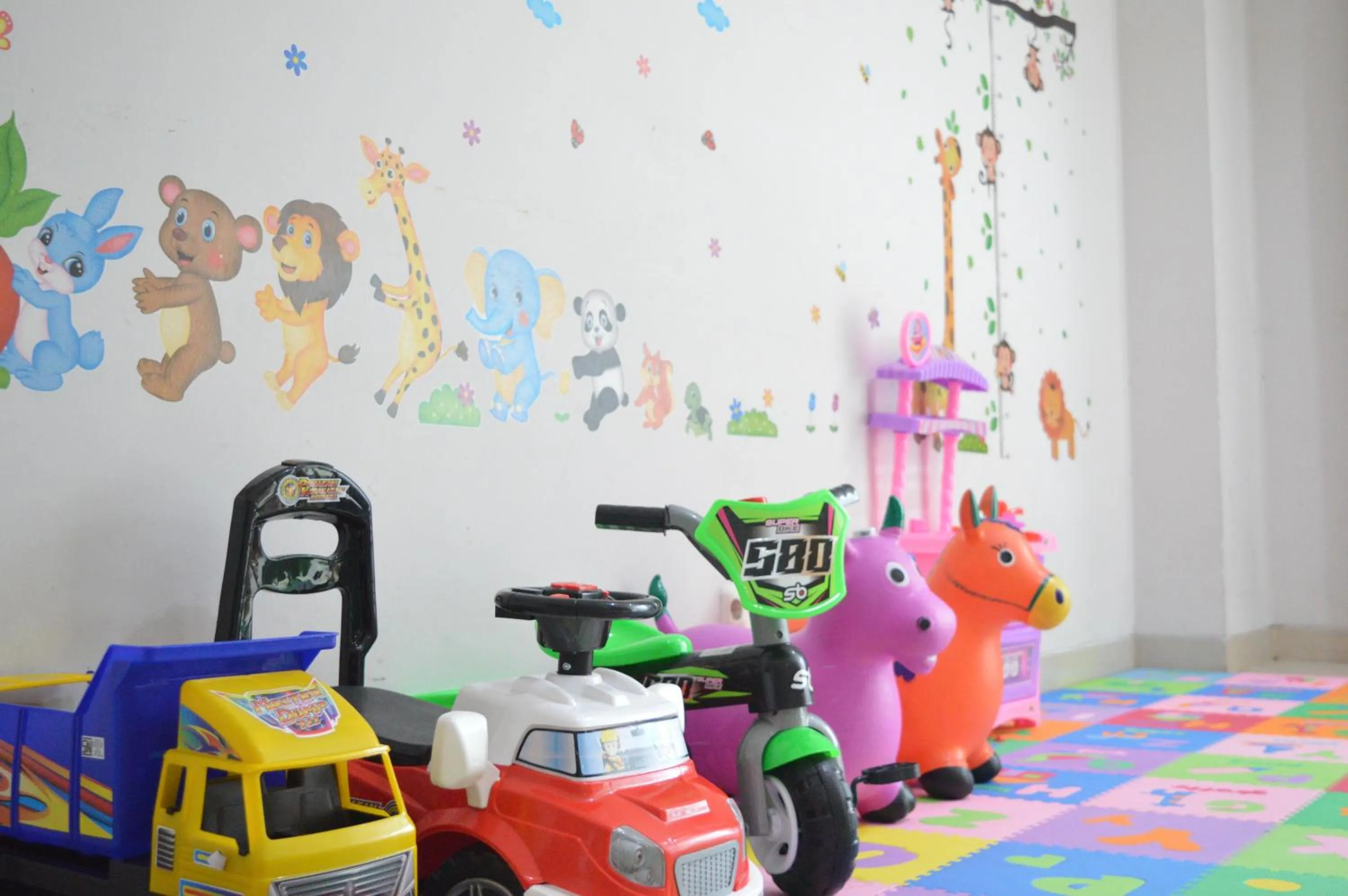 Area and facilities in Lorin Syariah Solo Hotel