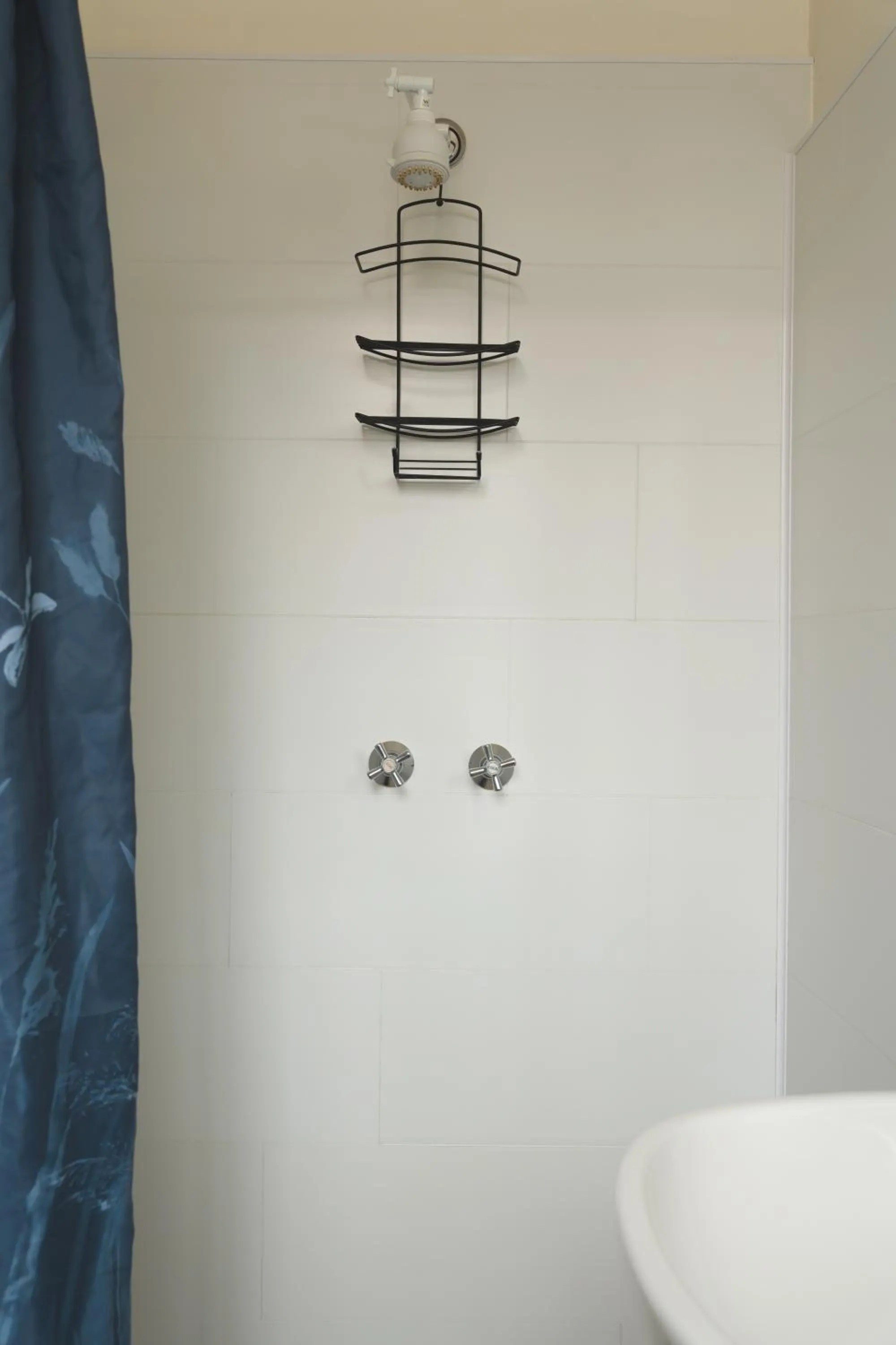 Shower in Manly Bunkhouse