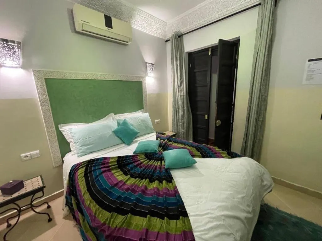 Internal: Not applicable to any particular room, Bed in Dar Nossa