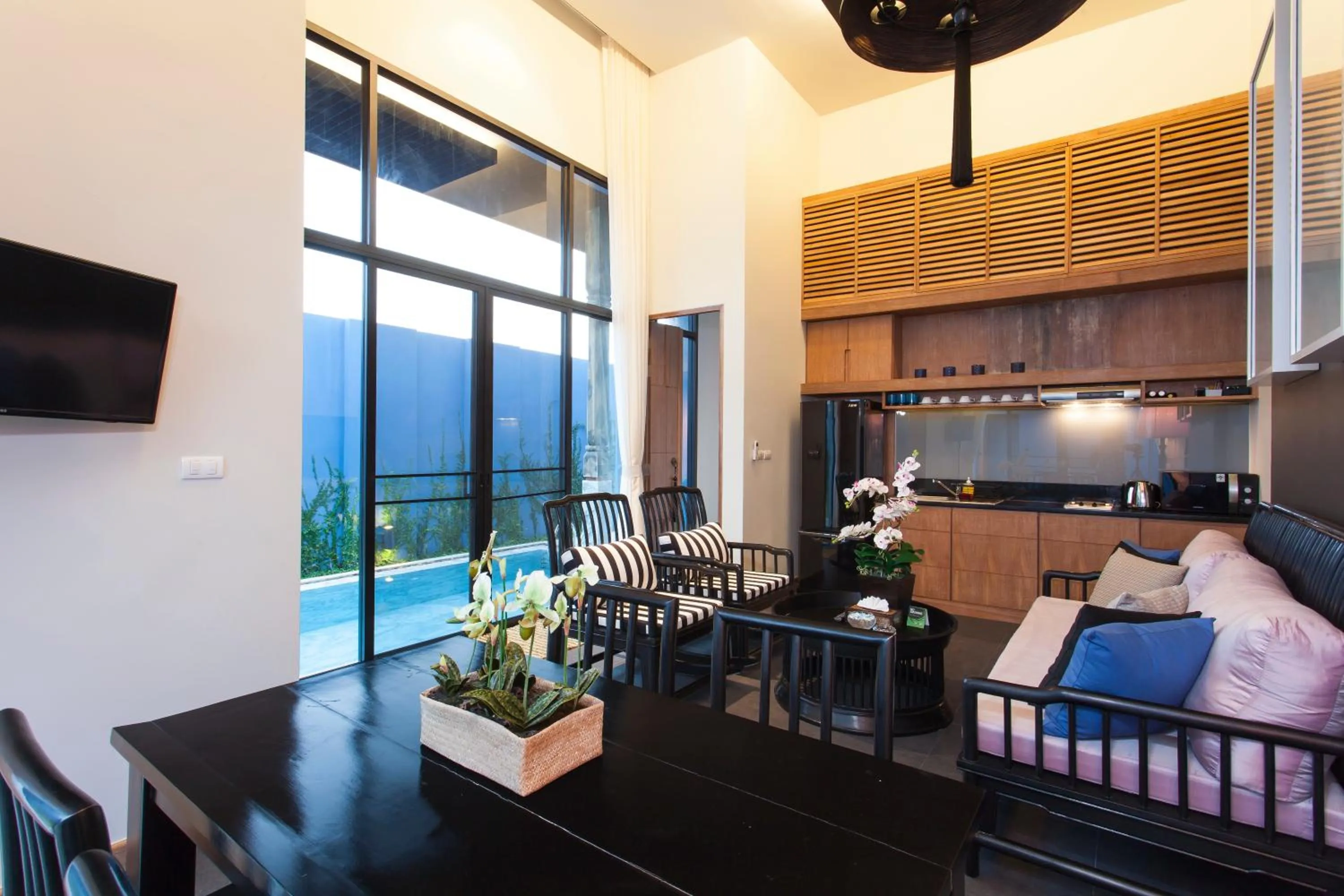 Kitchen or kitchenette in Wings Phuket Villa by Two Villas HOLIDAY