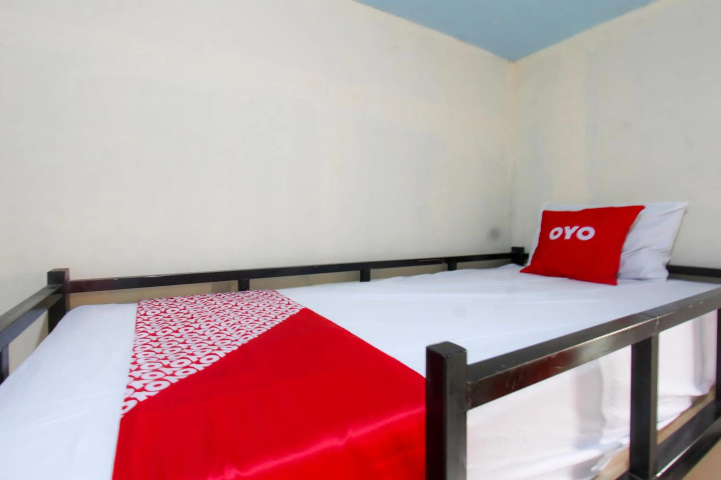 Bedroom in OYO 93121 Abi Bungalow & Hostel